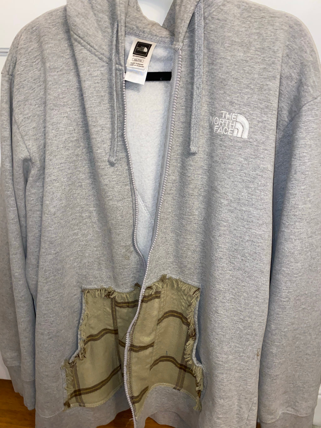 (XL/XXL) Reworked Explorer Hoodie