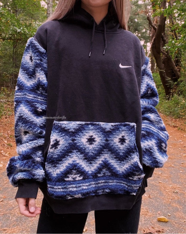 (XL) Aztec Sherpa Reworked Hoodie