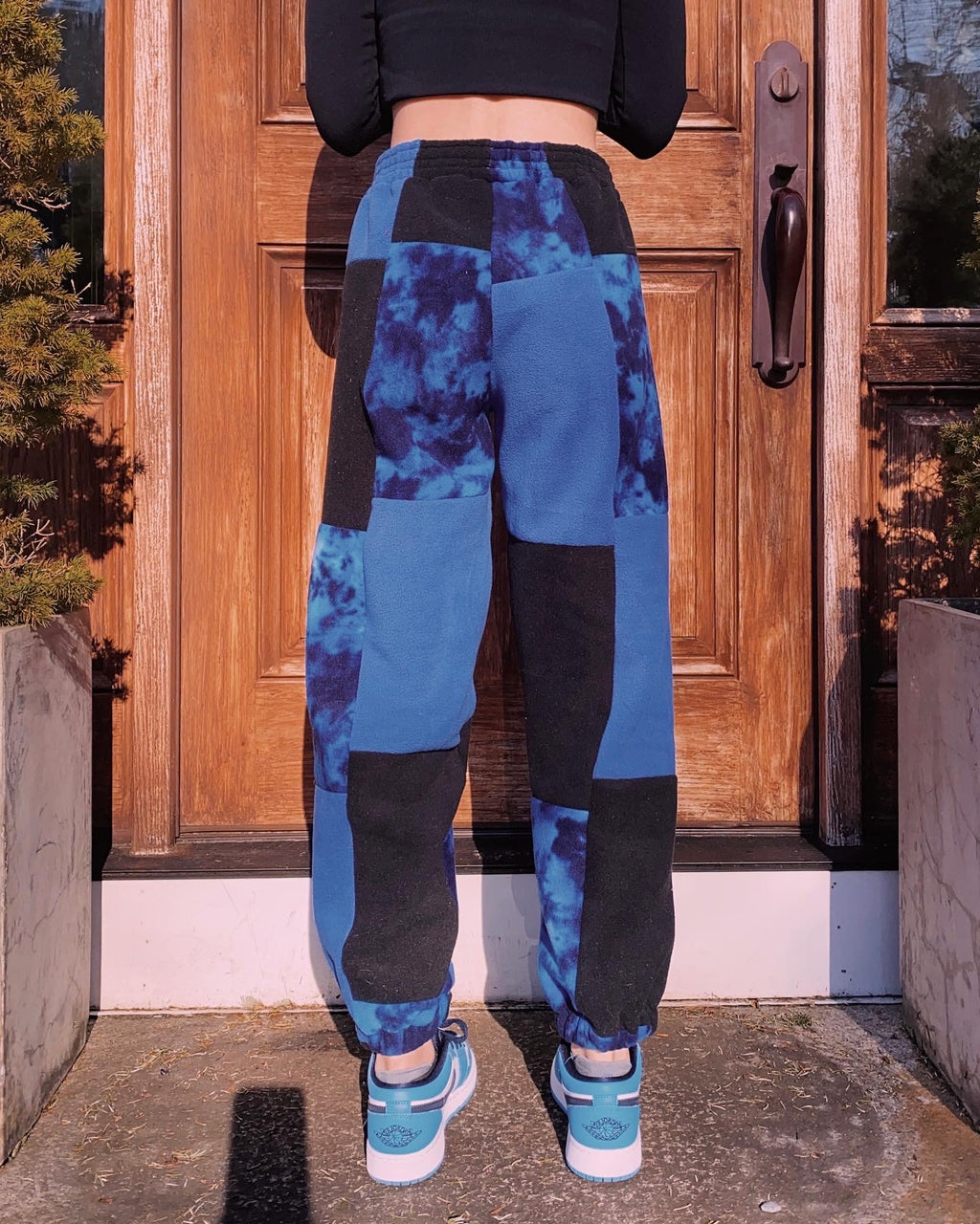 (XS/S) 1 / 1 Glacier Burst Joggers