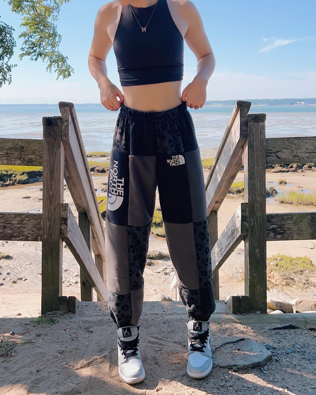 (S/M) Diamond Leopard 1/1 Joggers