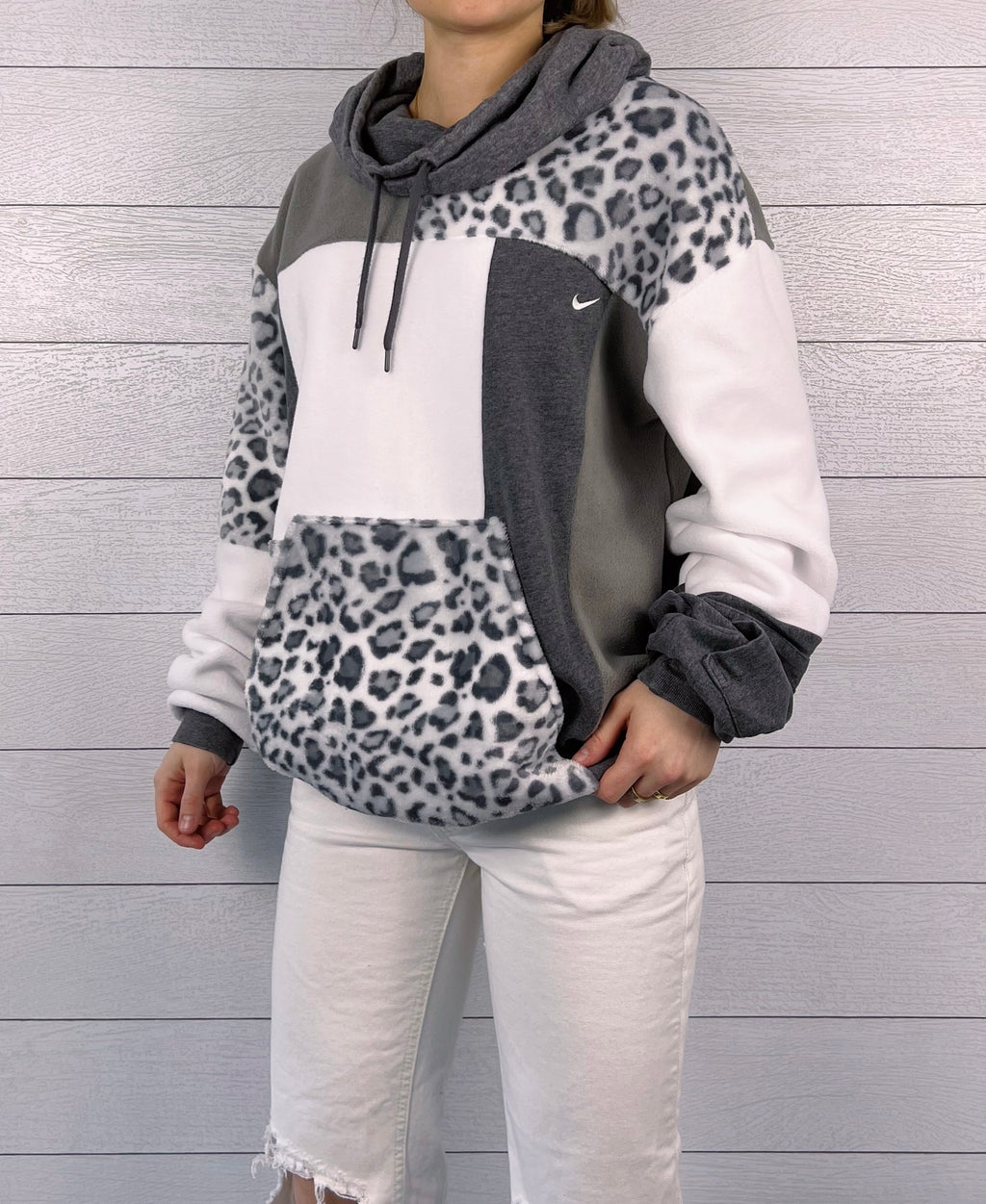 (L) Snow Leopard 1/1 Hoodie