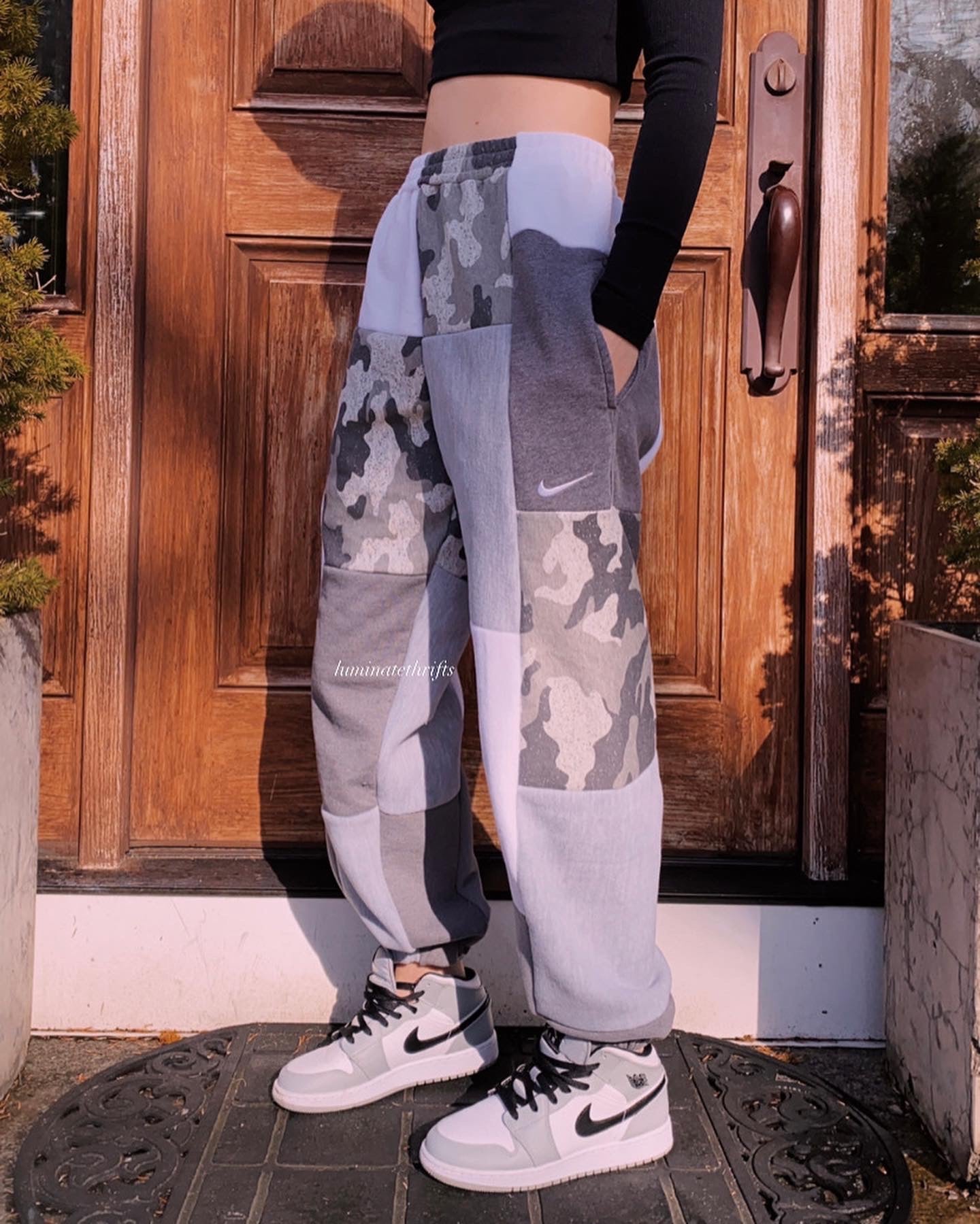 (L/XL) Diamond Camo Reworked Joggers
