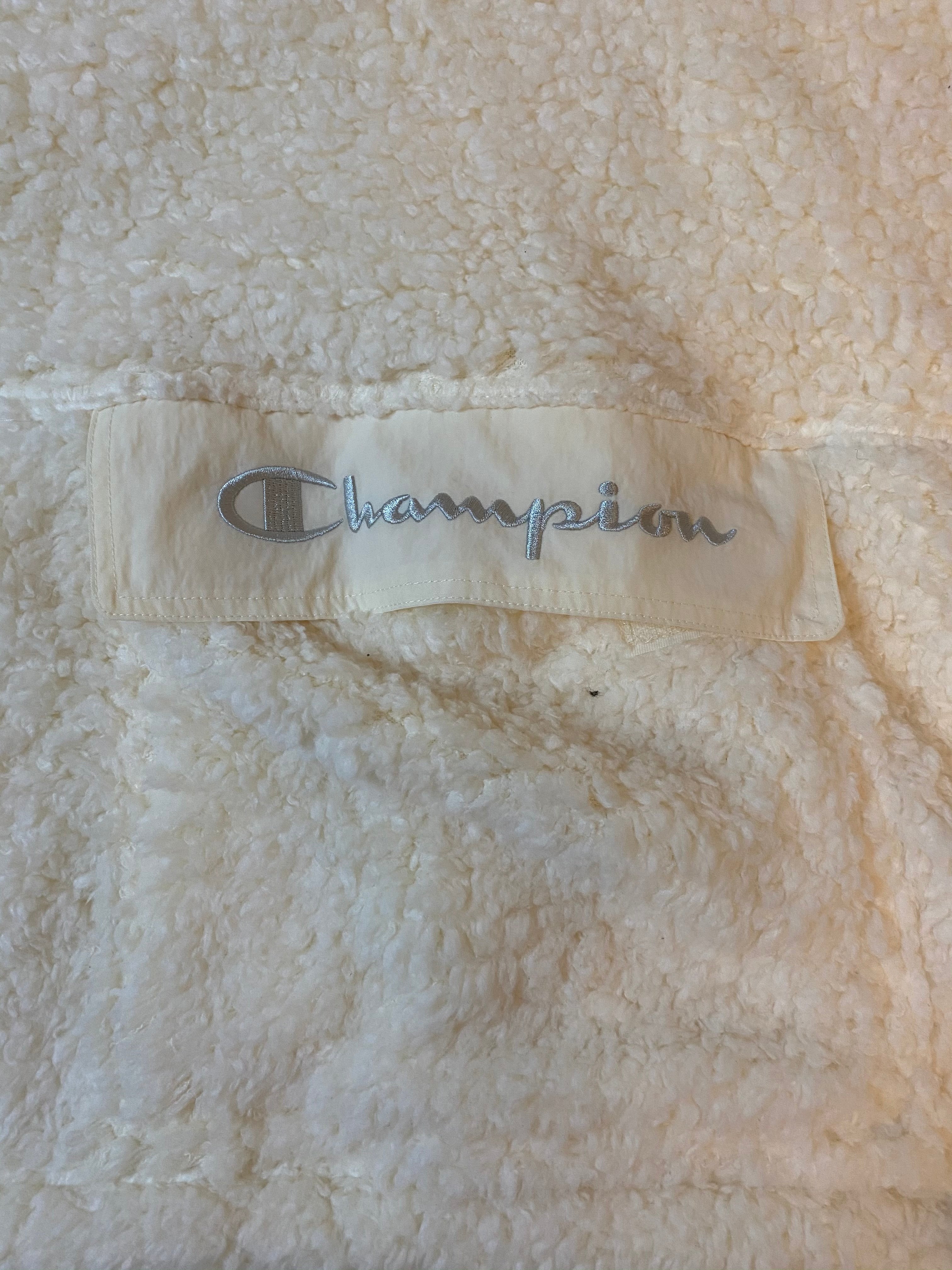 Oversized Champion Sherpa
