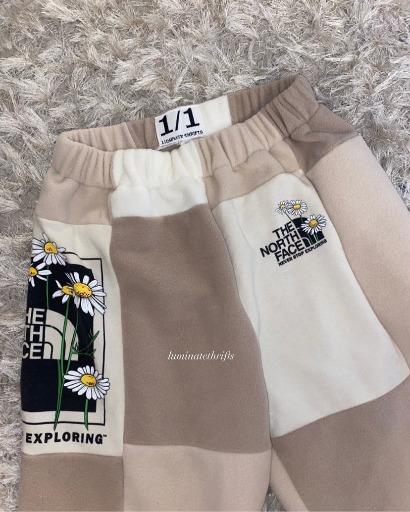 (XS-M) Dusty Daisy Reworked Joggers