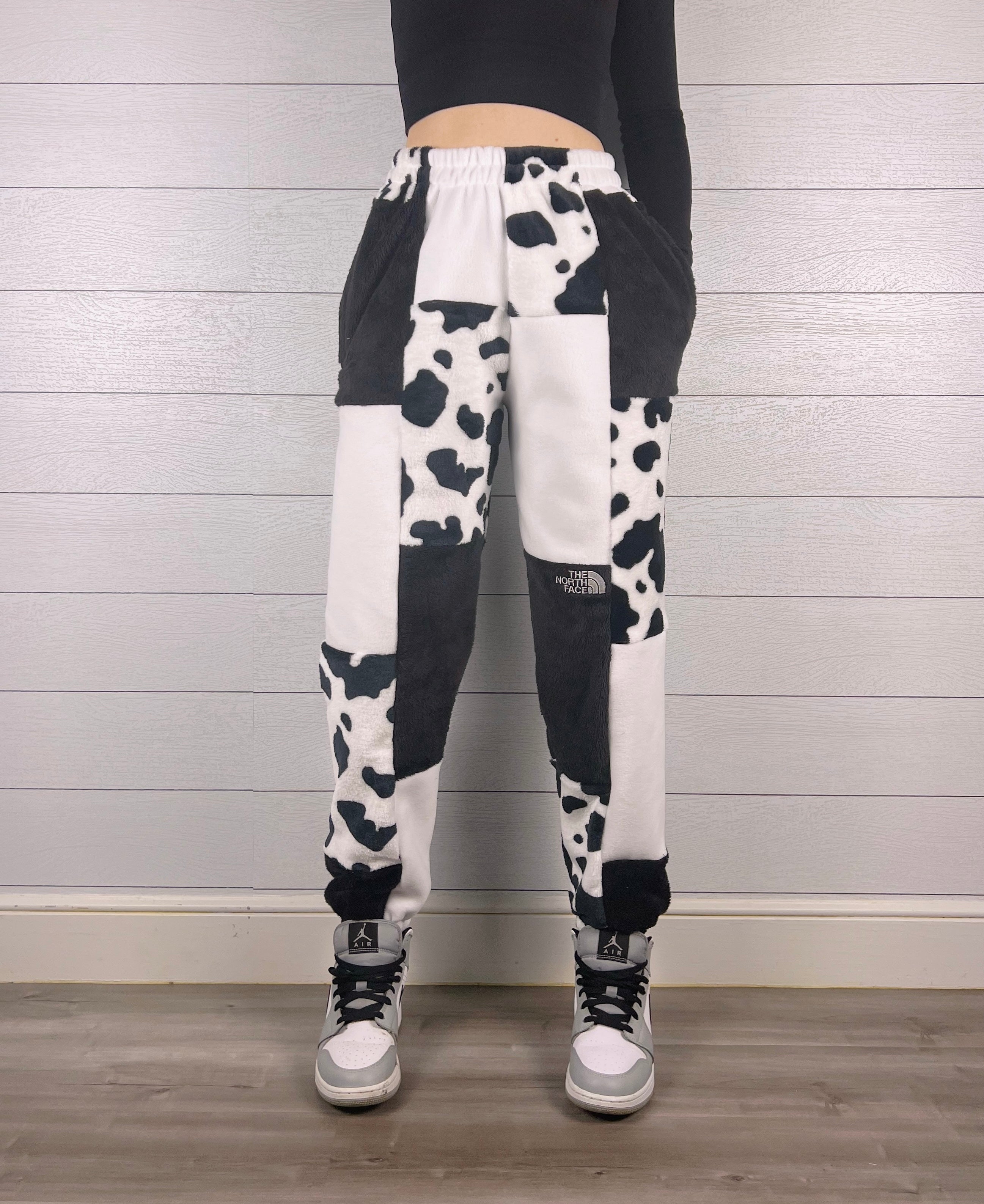 (XS/S) Diamond Cow 1/1 Joggers +zipper pockets