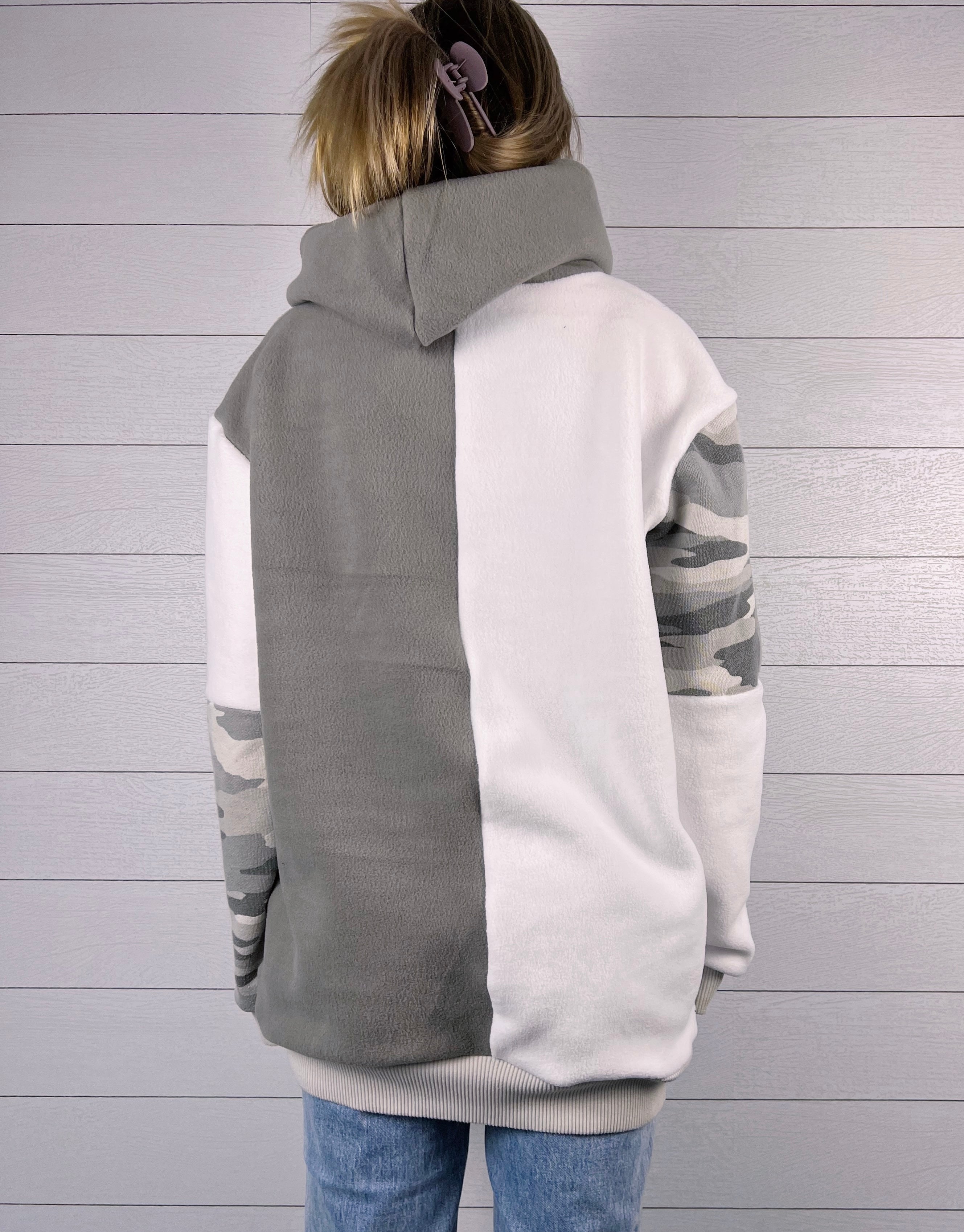 (L) Arctic Camo 1/1 Hoodie