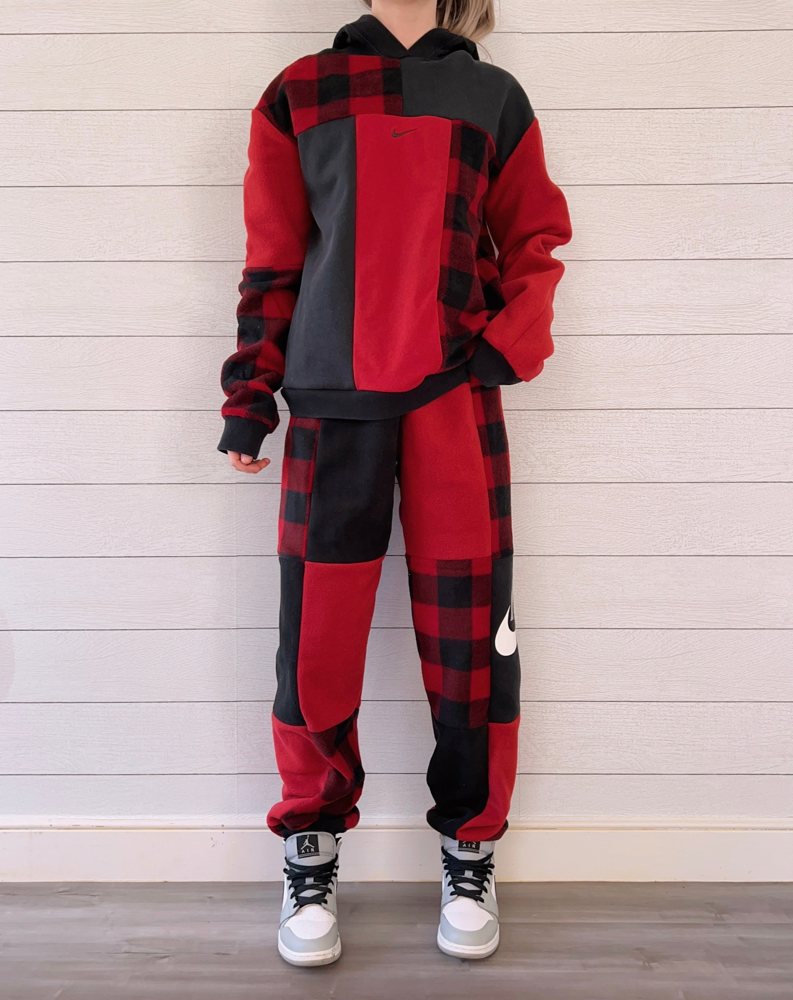 Holly Jolly 1/1 Joggers & Hoodie
