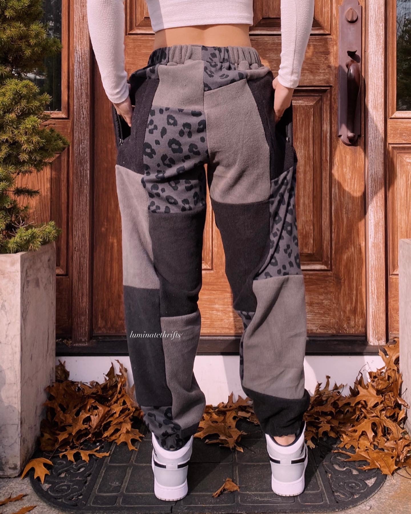 (XS-M) Diamond Leopard Reworked Joggers *+Zipper Pockets*
