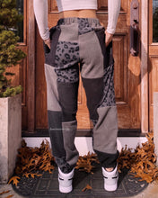 Load image into Gallery viewer, (XS-M) Diamond Leopard Reworked Joggers *+Zipper Pockets*
