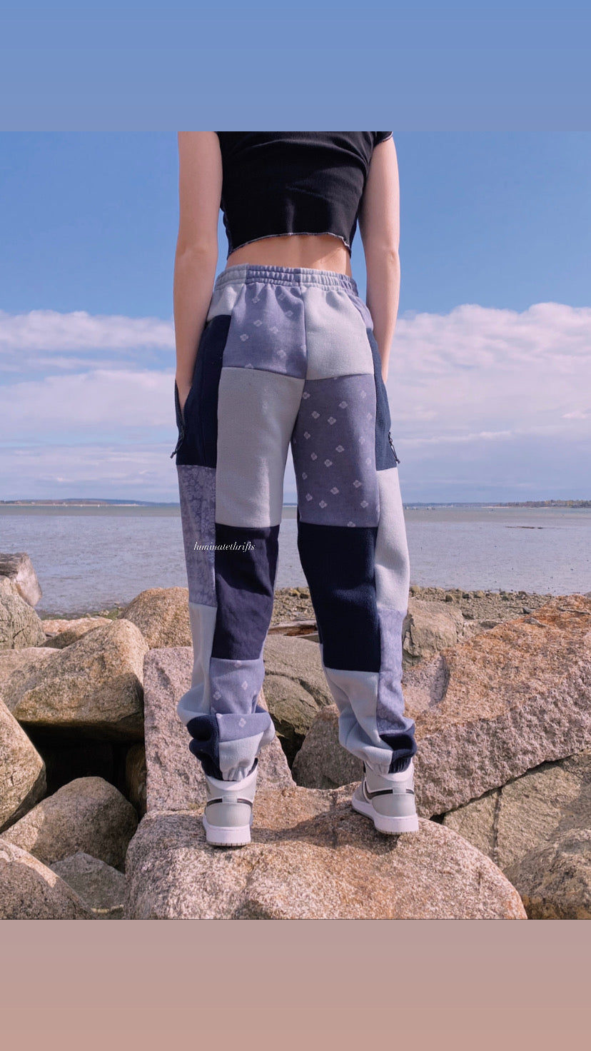 (M/L) Antique Bandana Reworked Joggers