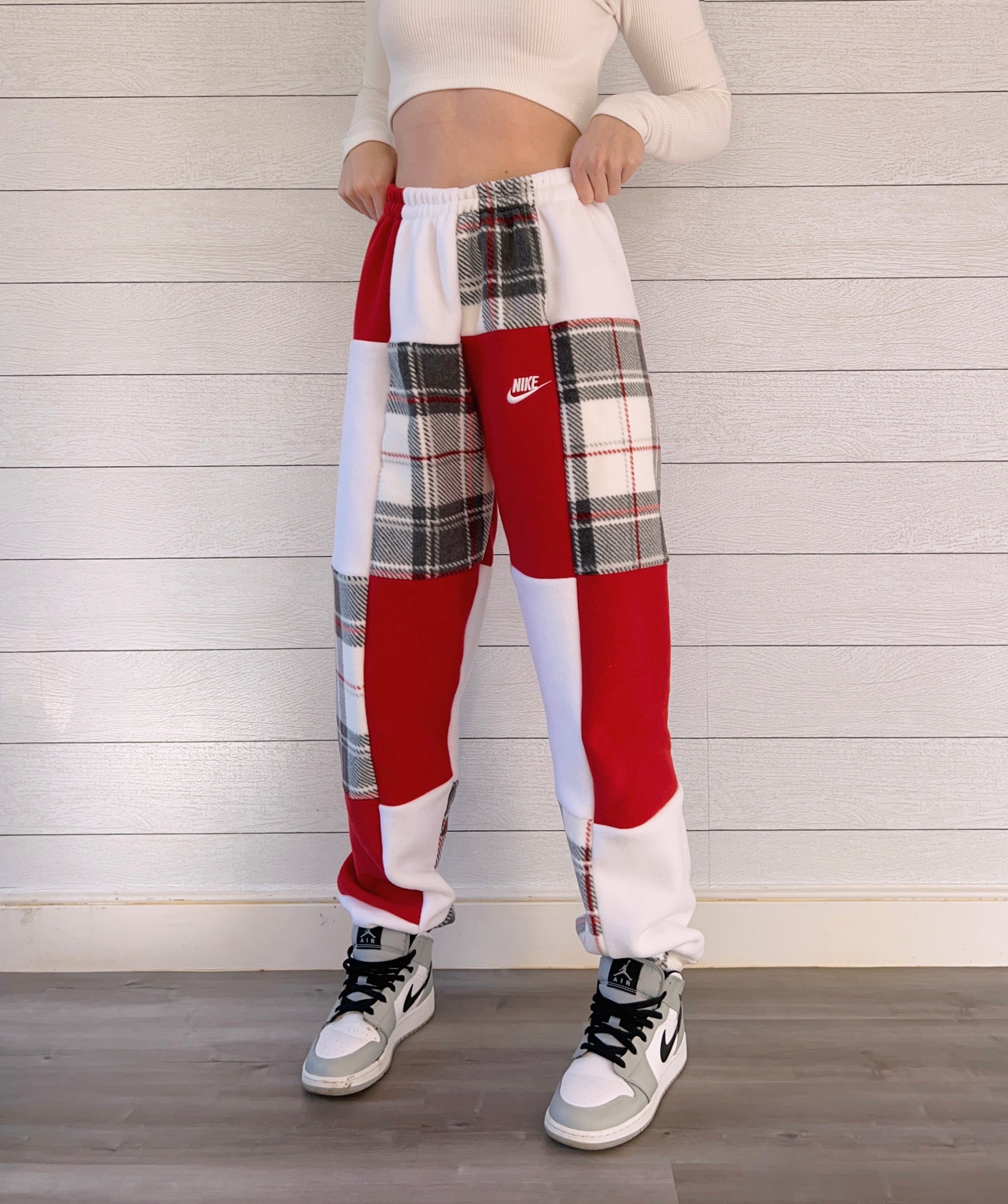 (S/M) Sleigh Ride 1/1 Joggers