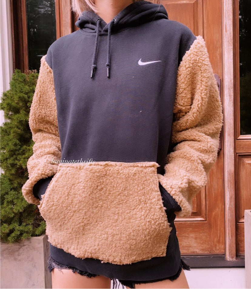 (M/L) Sherpa Teddy Reworked Hoodie