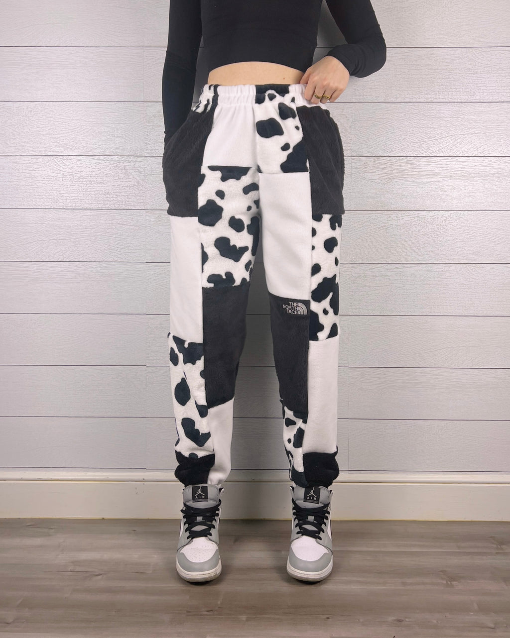 (XS/S) Diamond Cow 1/1 Joggers +zipper pockets