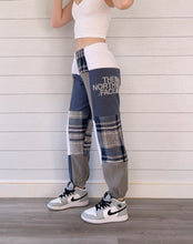 Load image into Gallery viewer, (XS/S) Raindrop Flannel 1/1 Joggers
