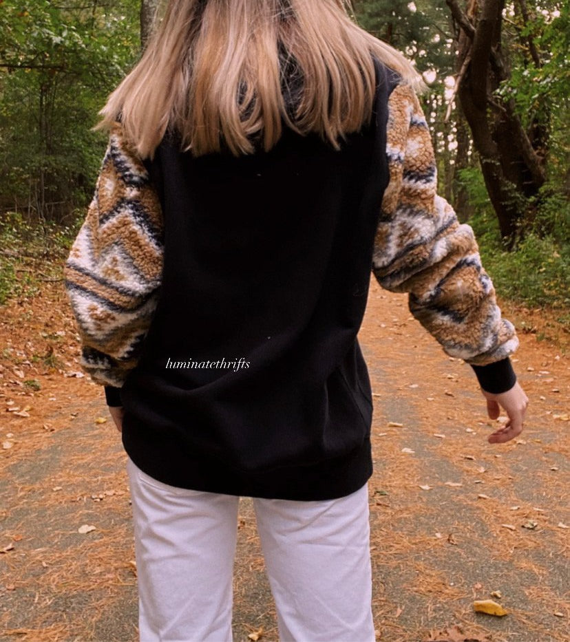 (L) Aztec Sherpa Reworked Hoodie