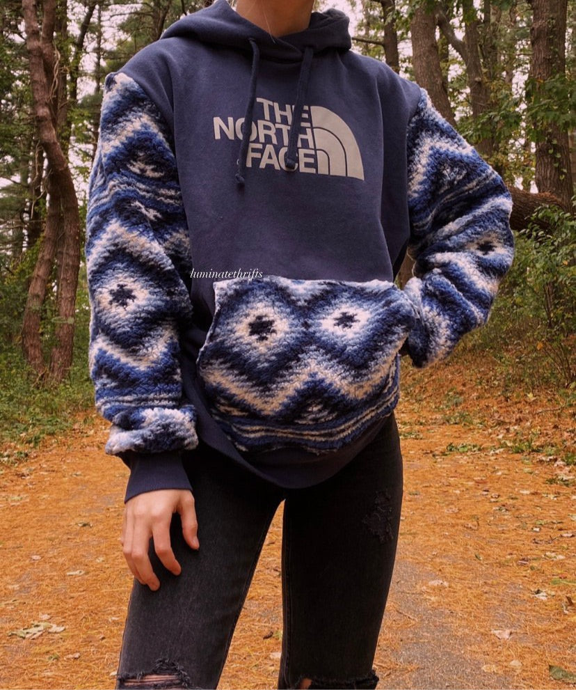 (L/XL) Aztec Sherpa Reworked Hoodie