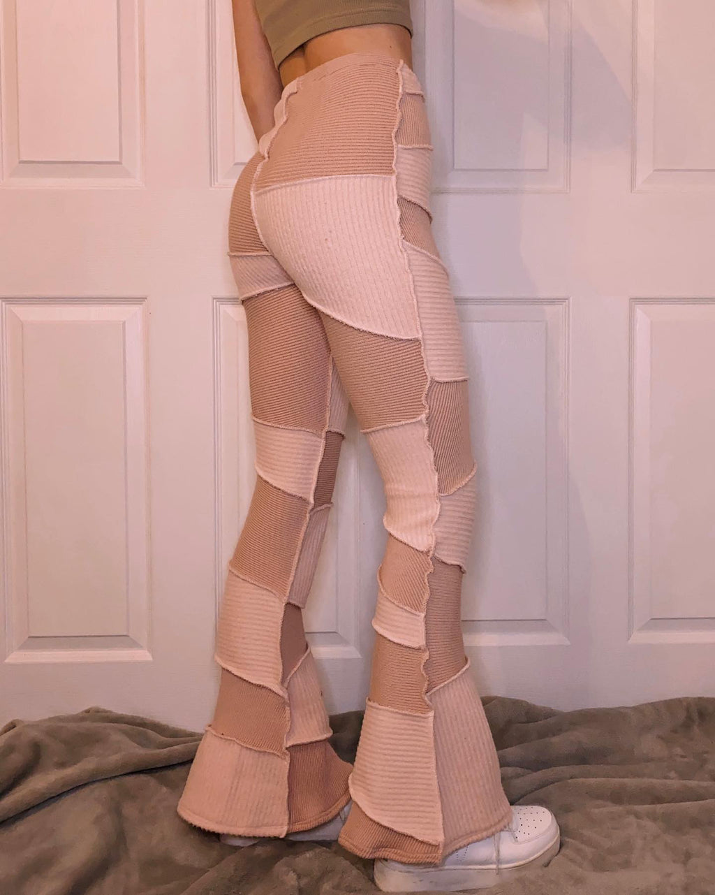 (XS/S) Pink Knit Flares