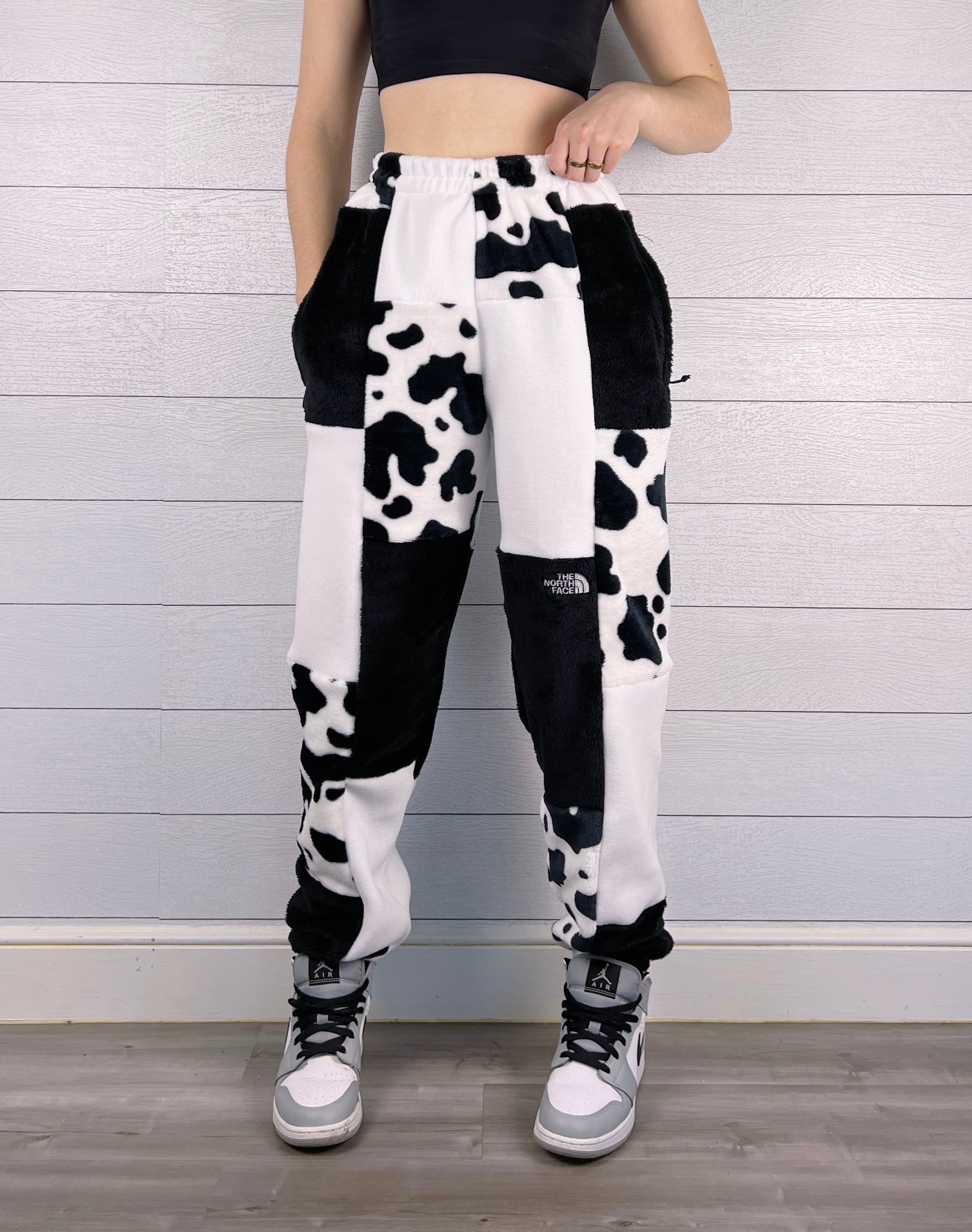 (S/M) Diamond Cow 1/1 Joggers +zipper pockets