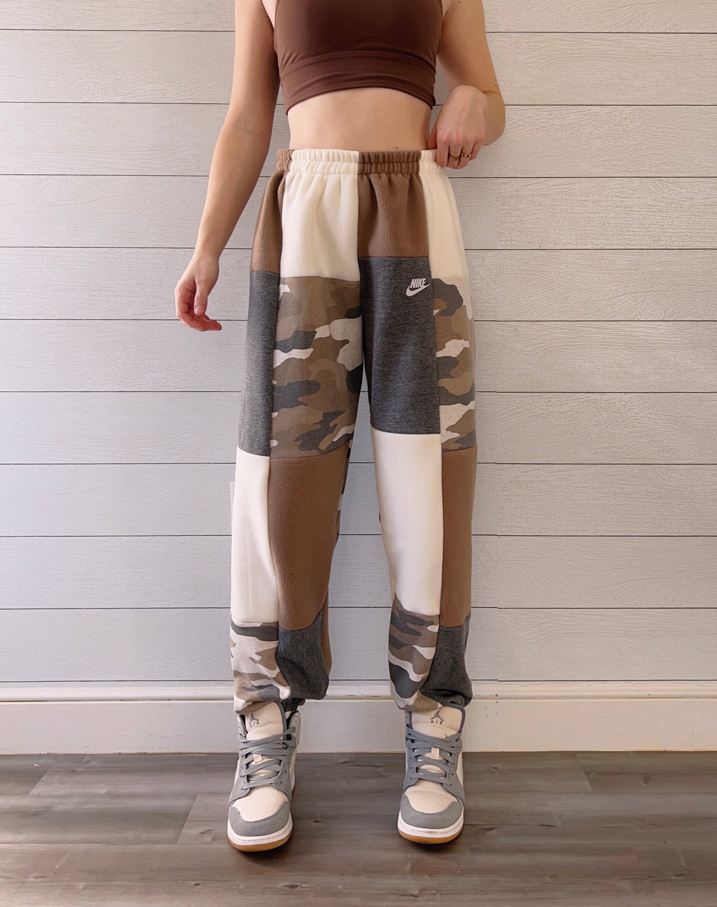 (M/L) Rustic Camo 1/1 Joggers