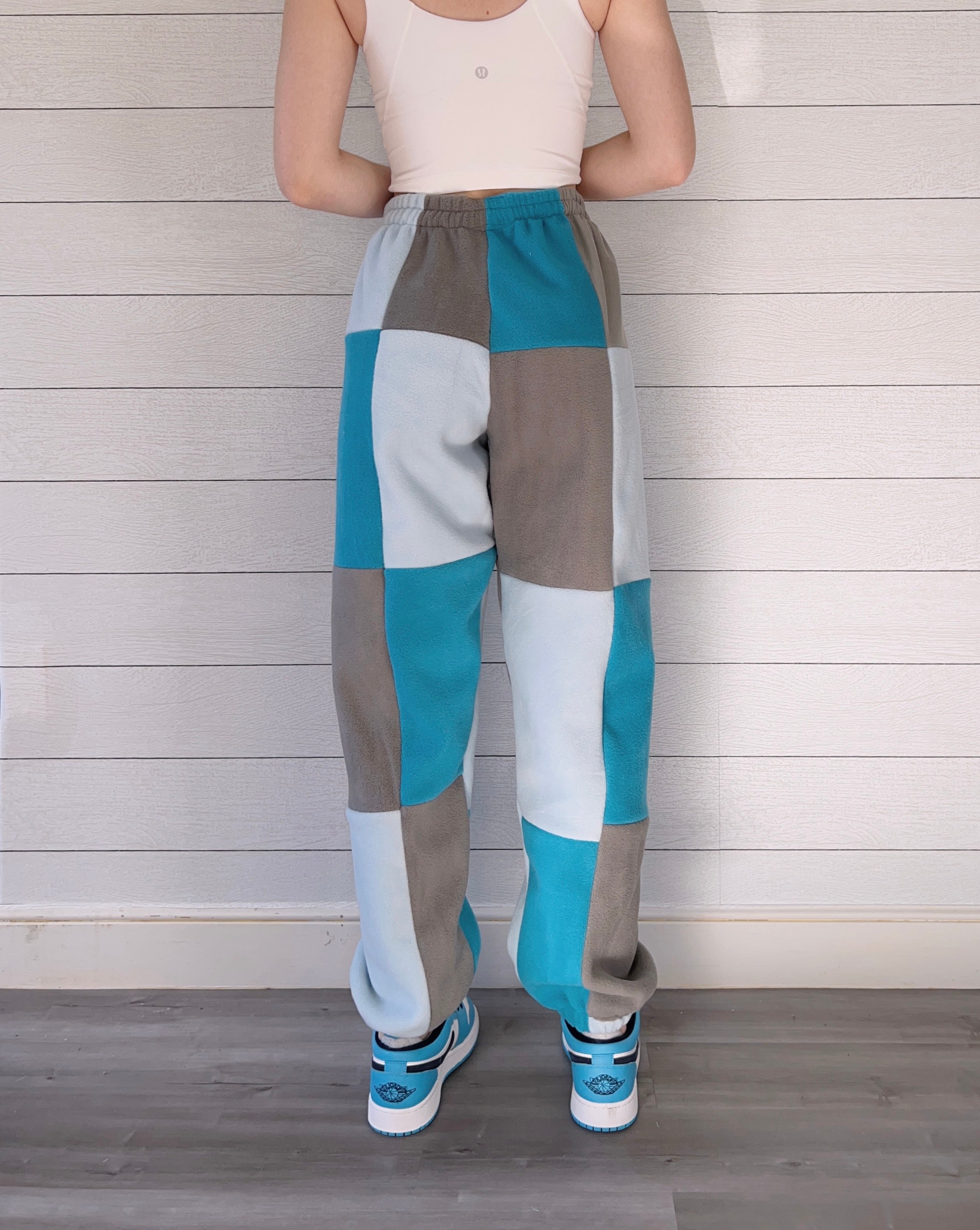(M/L) Glacier Waves 1/1 Joggers