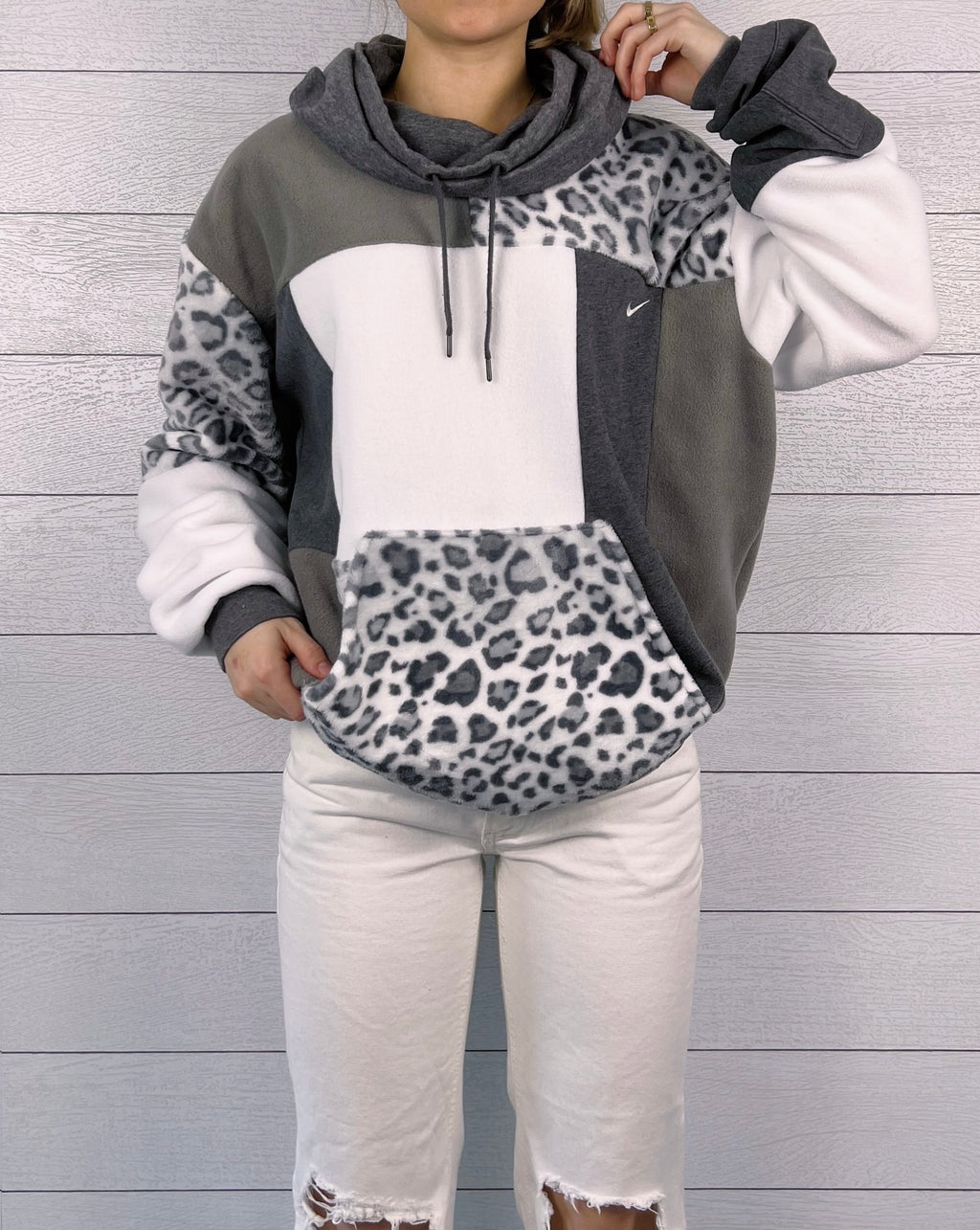 (L) Snow Leopard 1/1 Hoodie