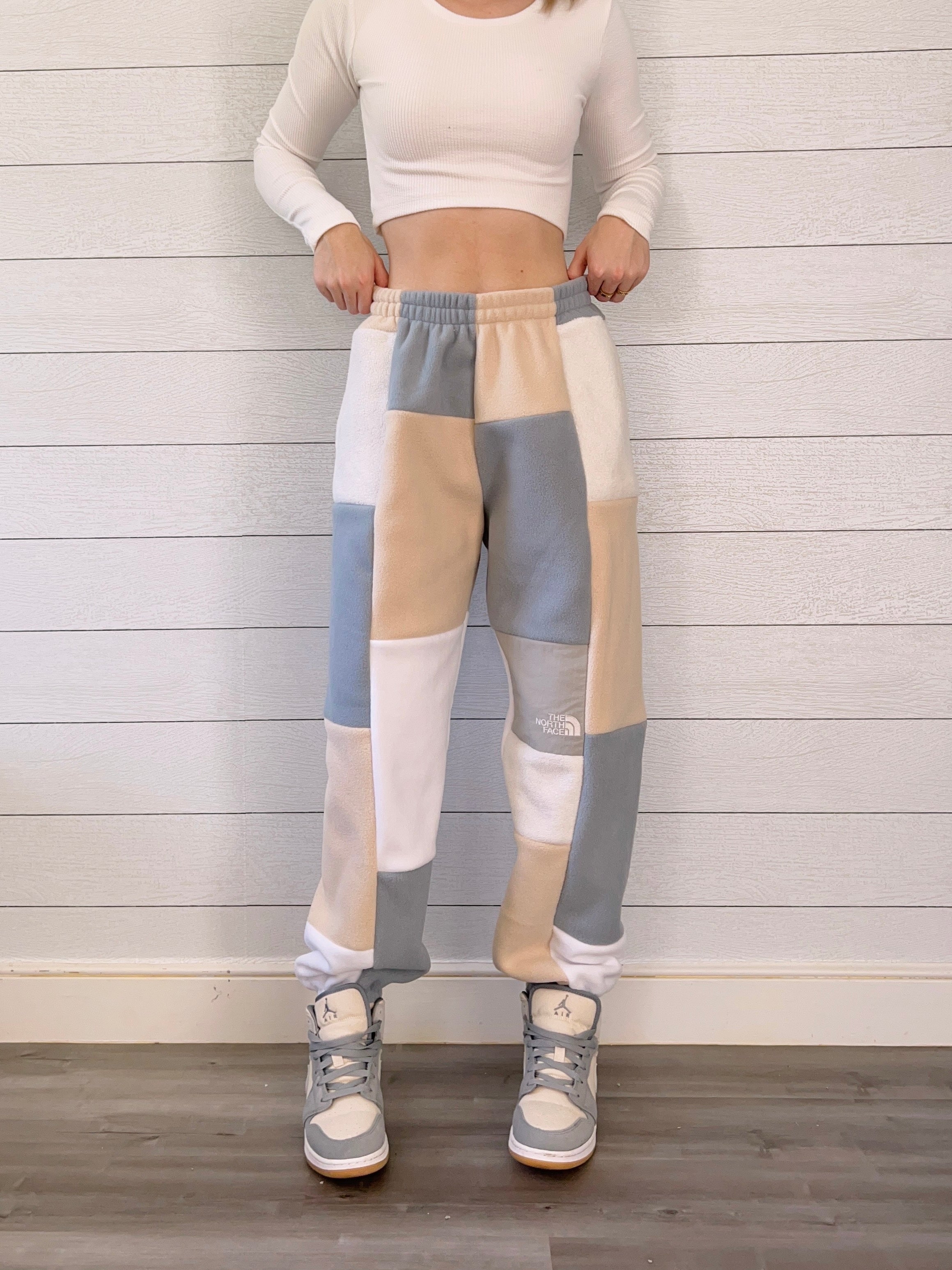 (S/M) Rustic Waves 1/1 Joggers +zipper pockets