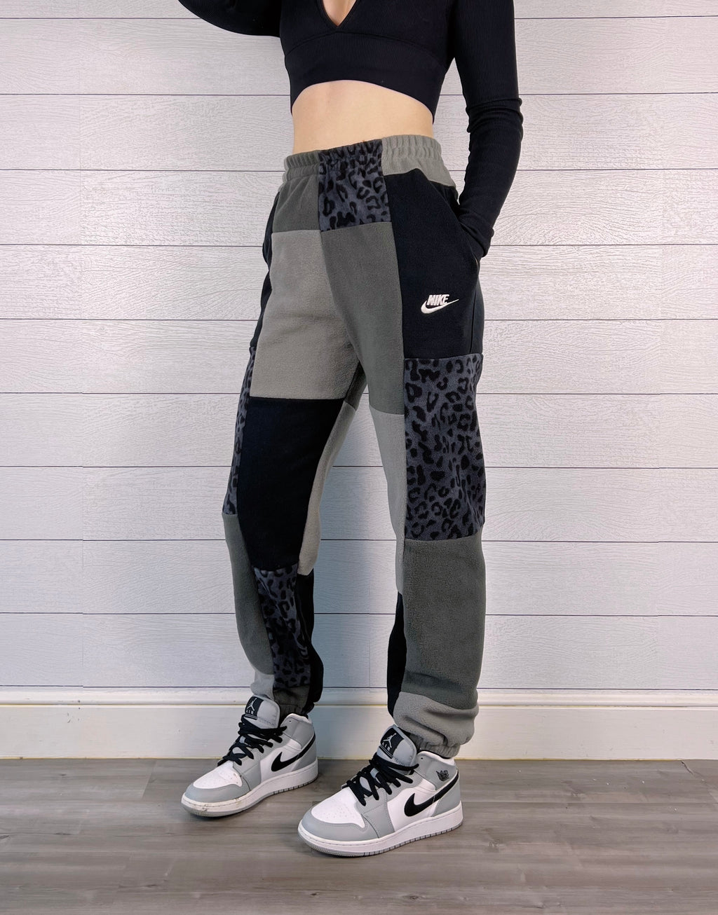 (XS/S) Diamond Leopard 1/1 Joggers +pockets