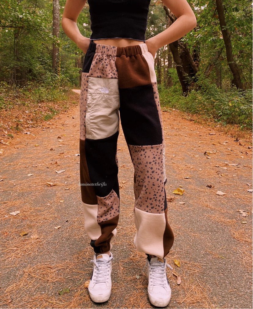 (S-L) Explorer Teddy Reworked Joggers