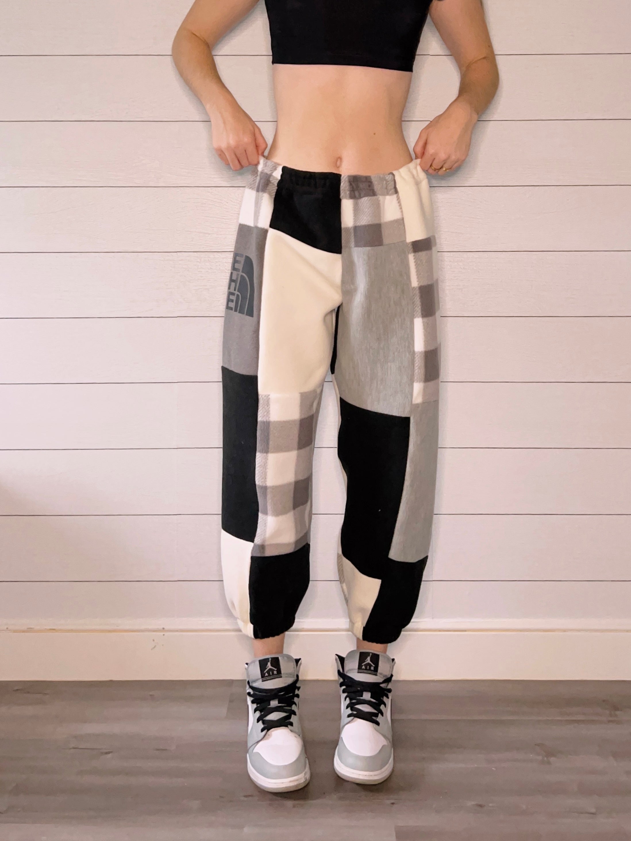 (S/M) Diamond Plaid 1/1 Joggers **short