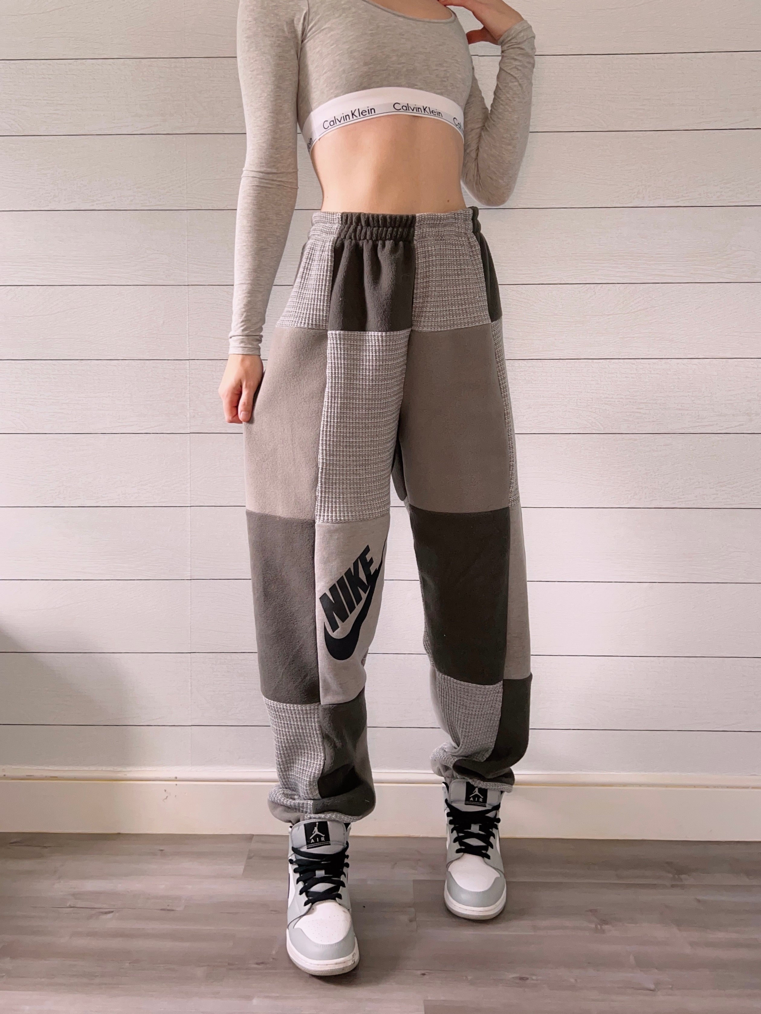 (M/L) Ash Sweater 1/1 Joggers