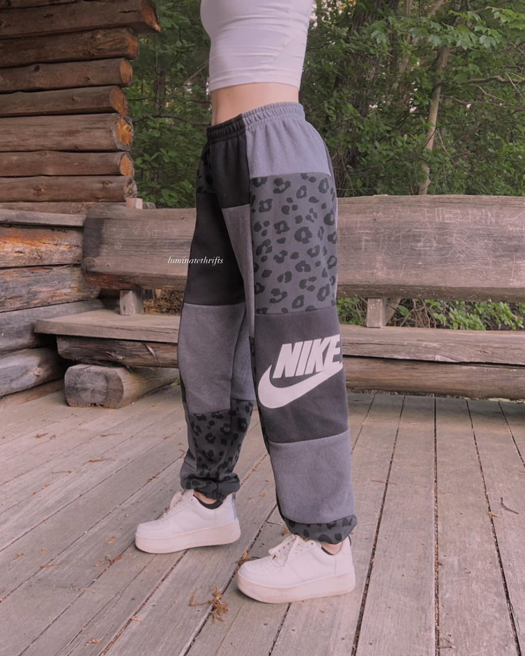 (M/L) Diamond Leopard Reworked Joggers