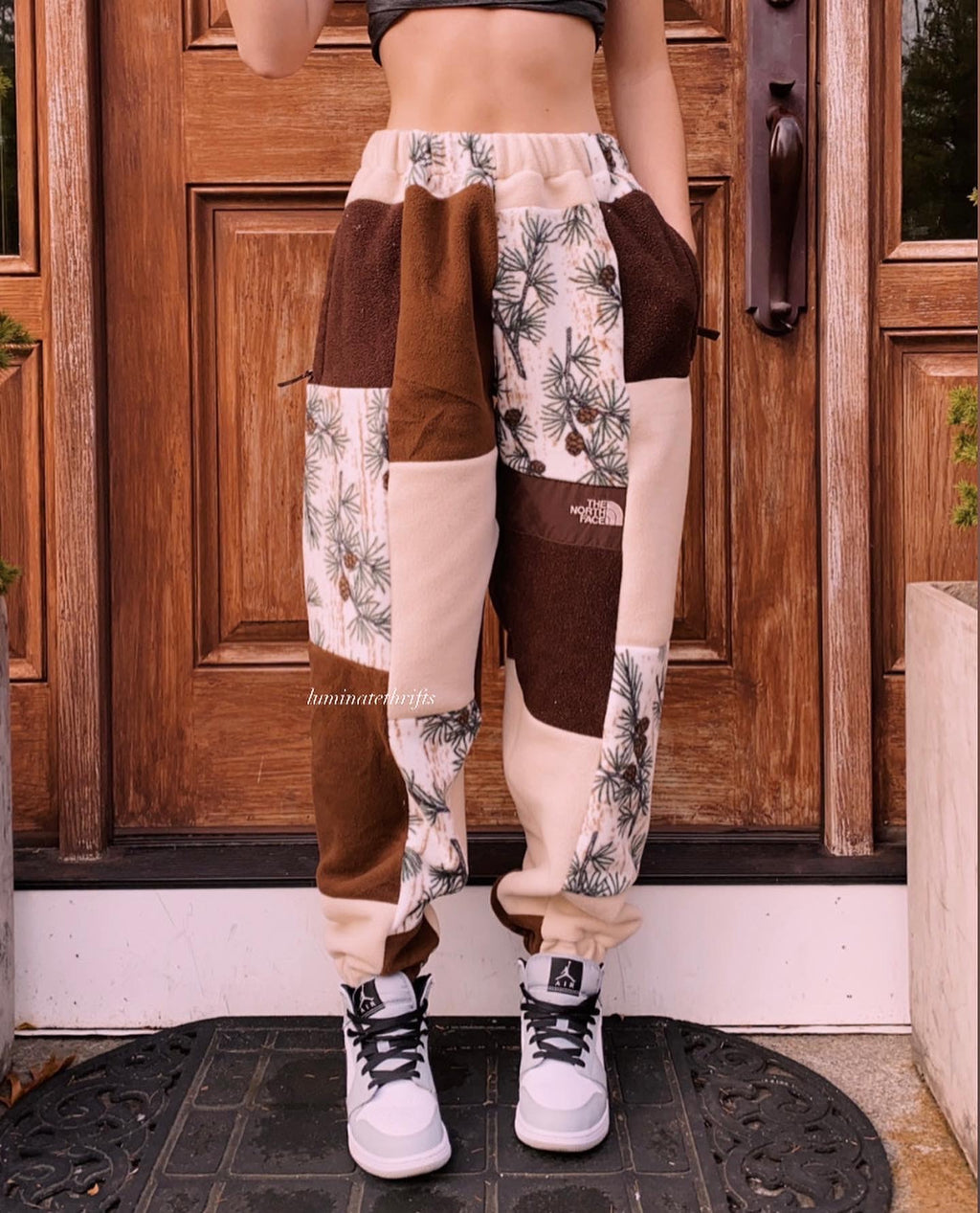 (S/M)Pine Cone Reworked Joggers
