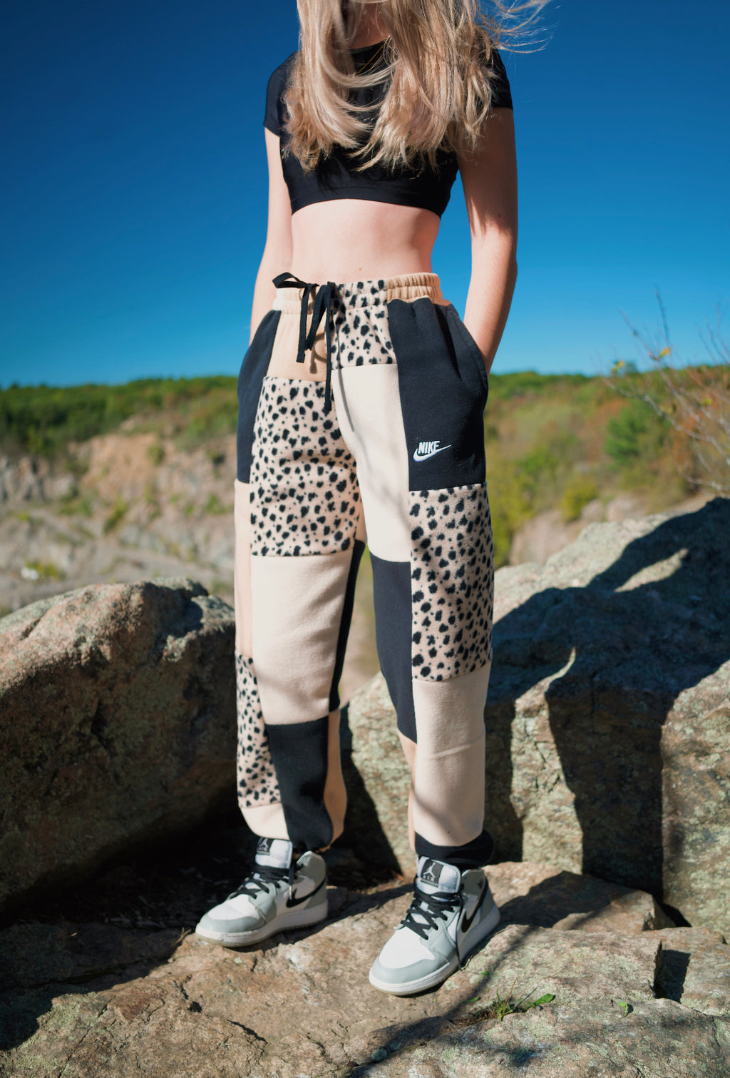 (S/M) Rustic Dots 1/1 Joggers +pockets
