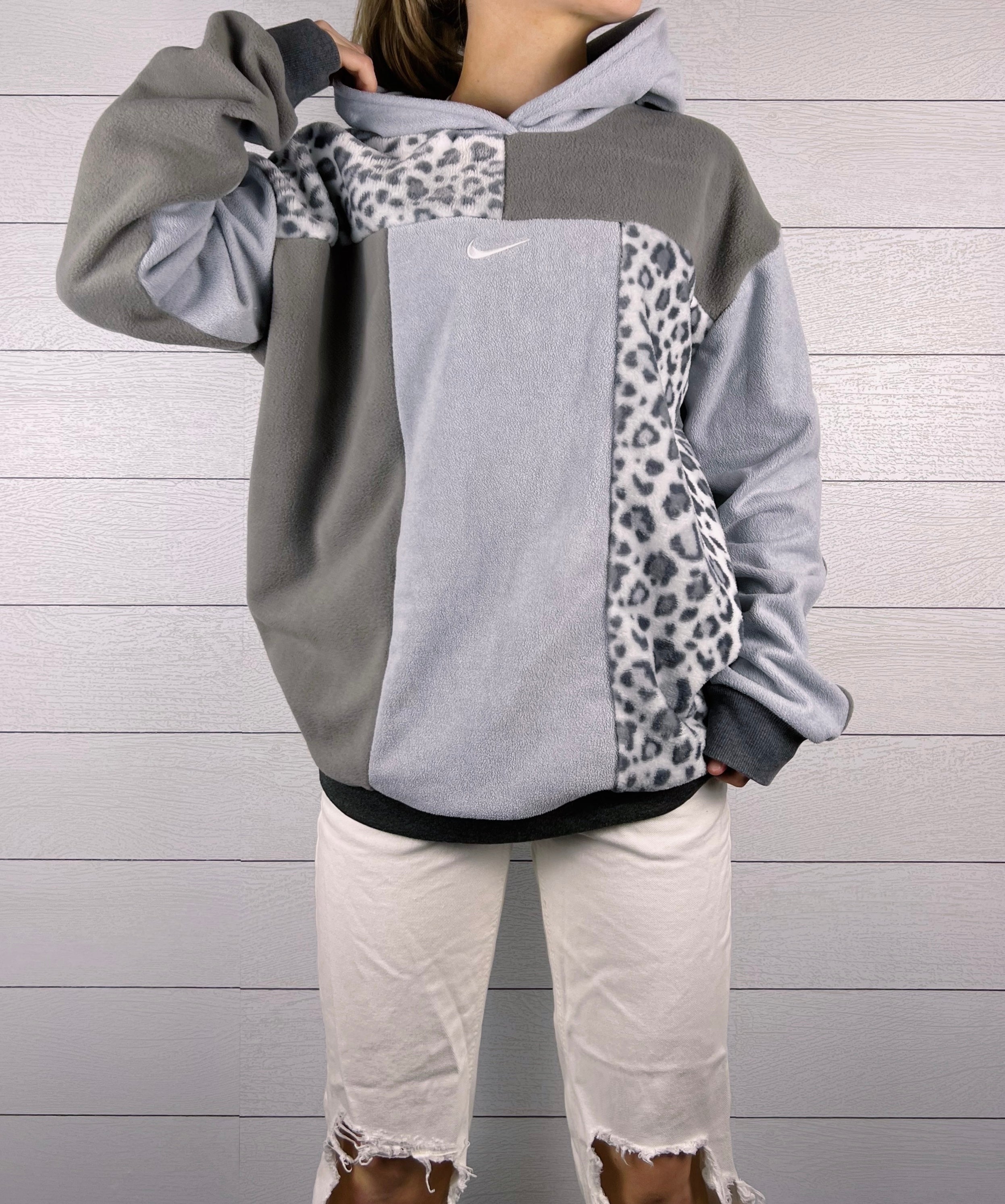 (XL) Snow Leopard 1/1 Hoodie