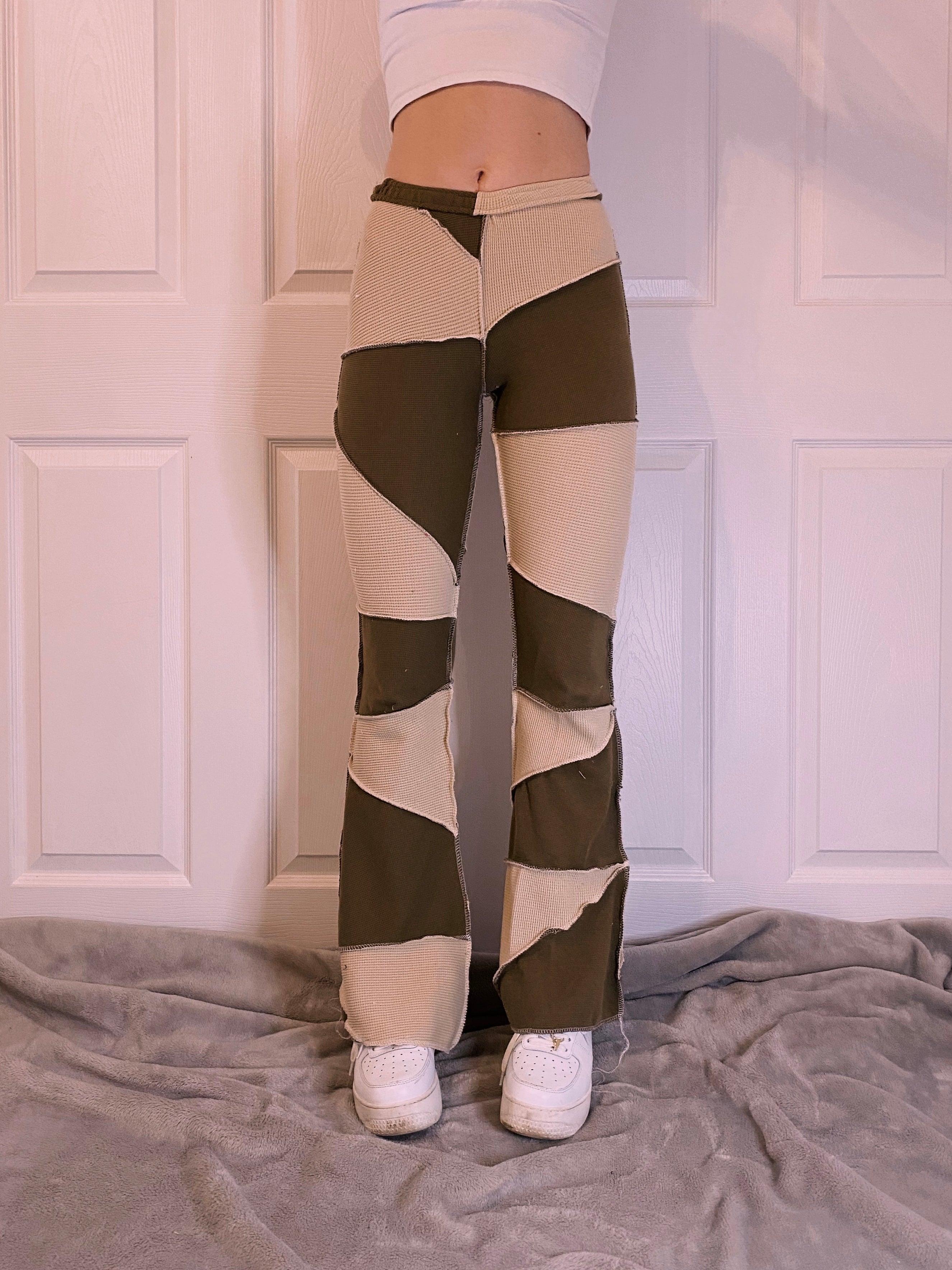 (XS/S) Brown Knit Flares