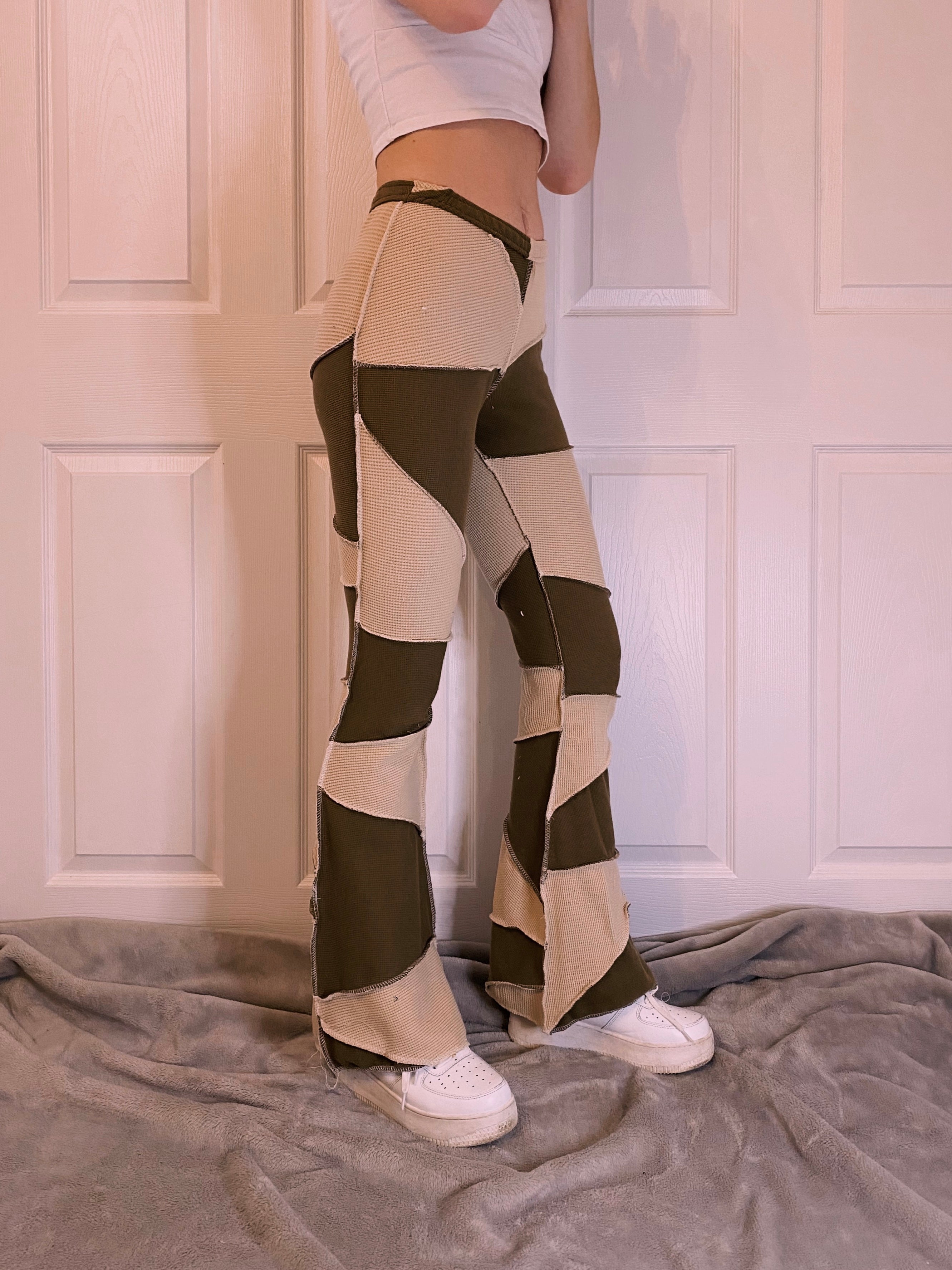(XS/S) Brown Knit Flares