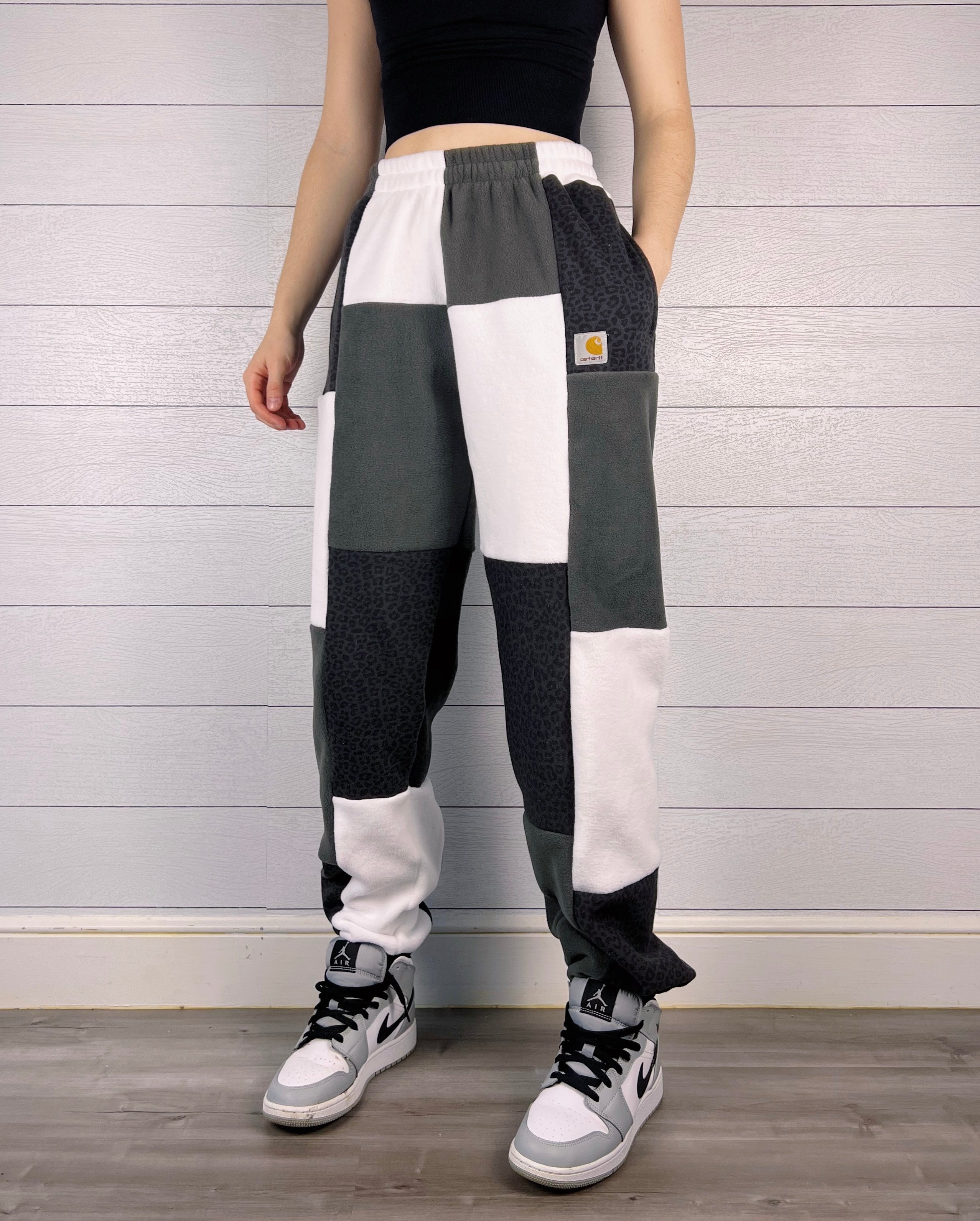 (S/M) Diamond Leopard 1/1 Joggers