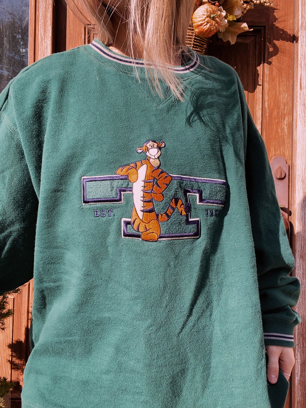 (XL) Vintage Disney Tigger Crewneck