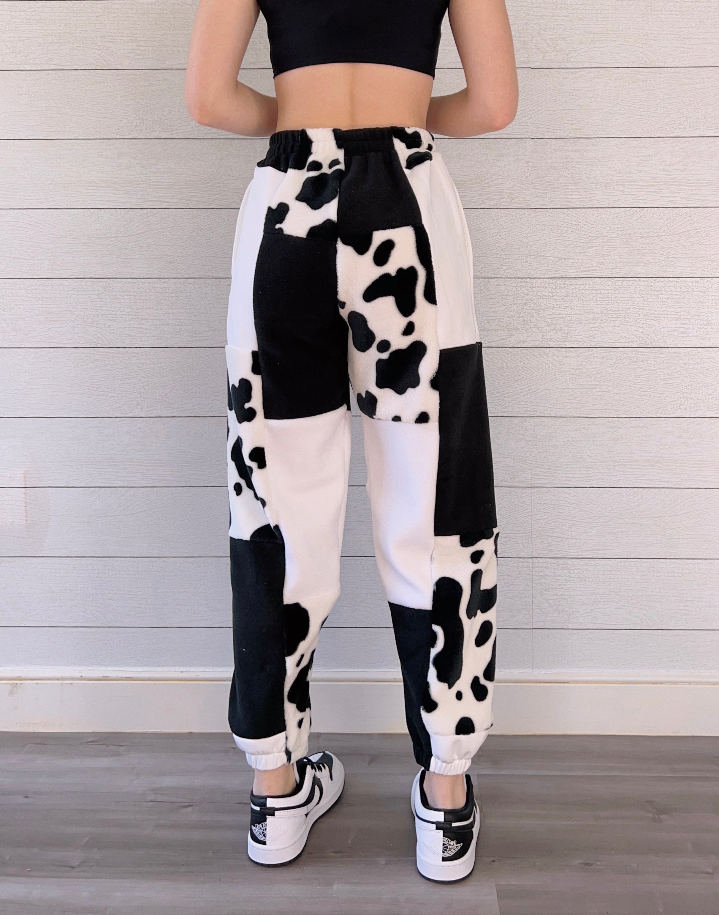(S/M) Diamond Cow 1/1 Joggers +pockets