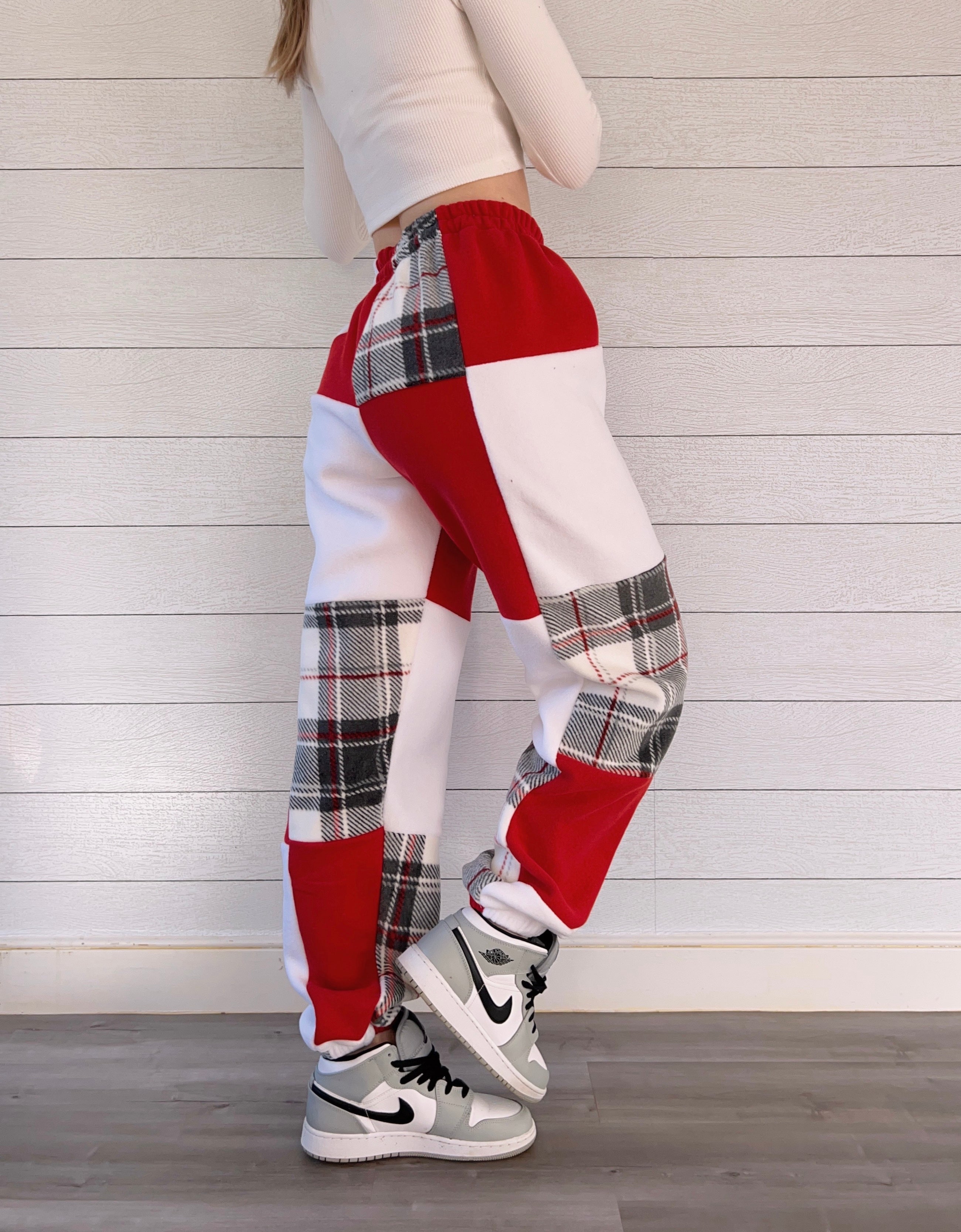 (S/M) Sleigh Ride 1/1 Joggers