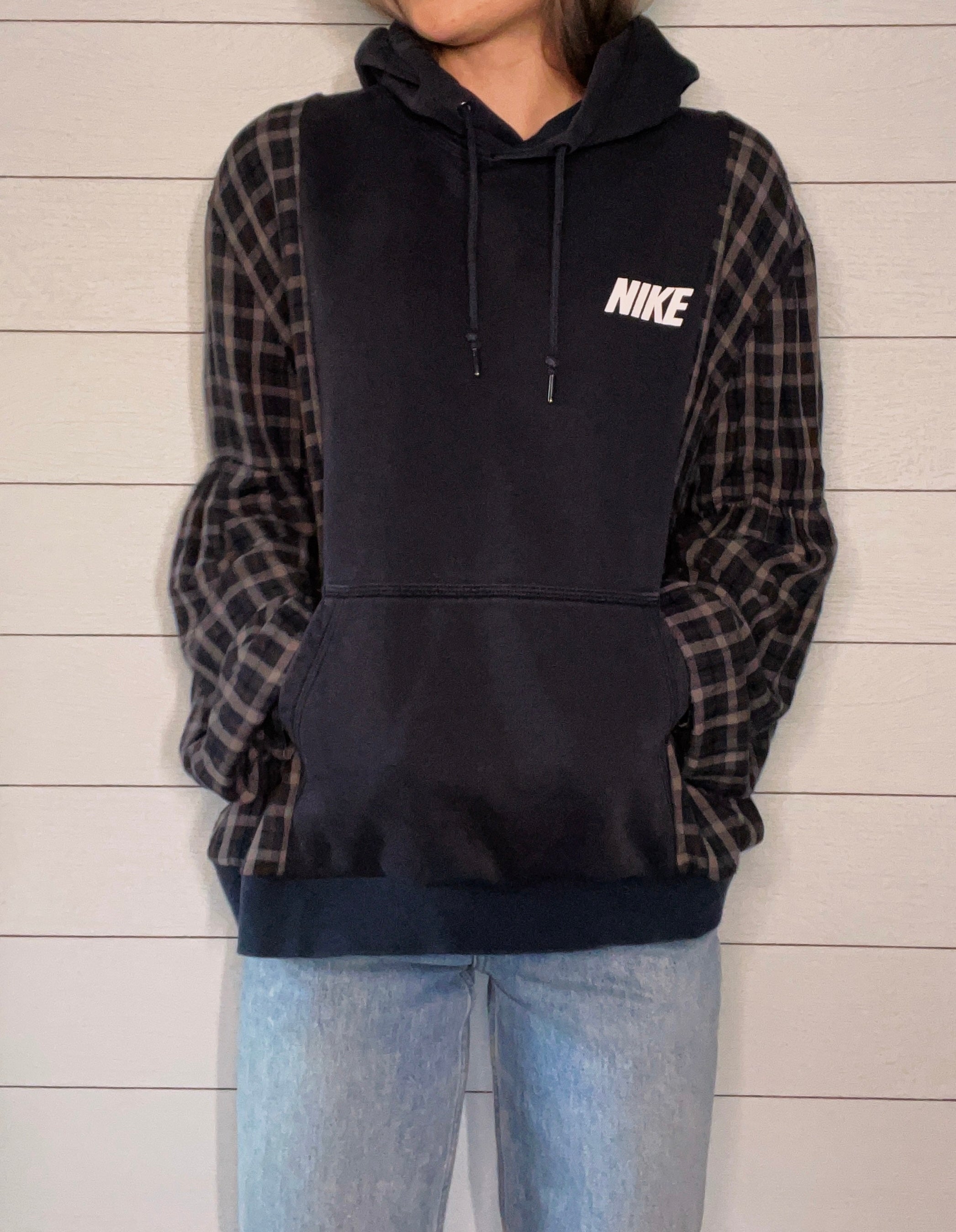 (M/L) Dark Flannel 1/1 Hoodie