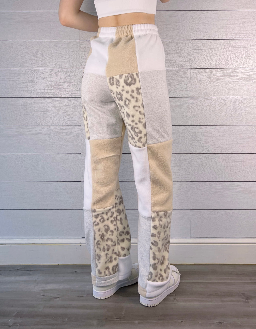 (XS/S) Neutral Leopard 1/1 Sweatpants