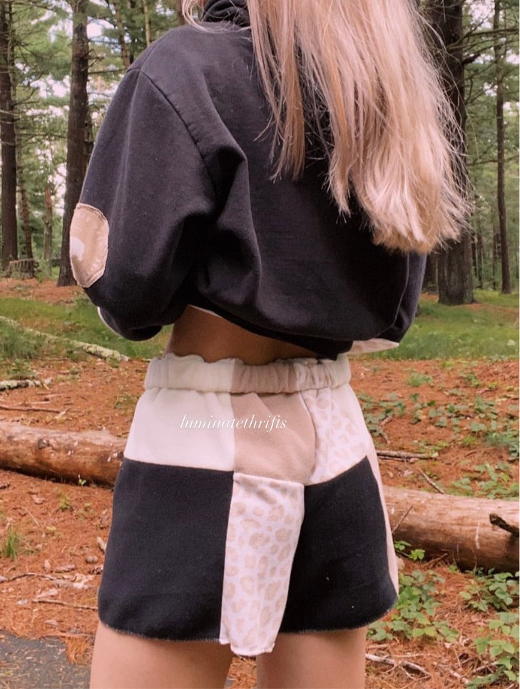 (XS/S) Matching Rustic Leopard Reworked **shorts**