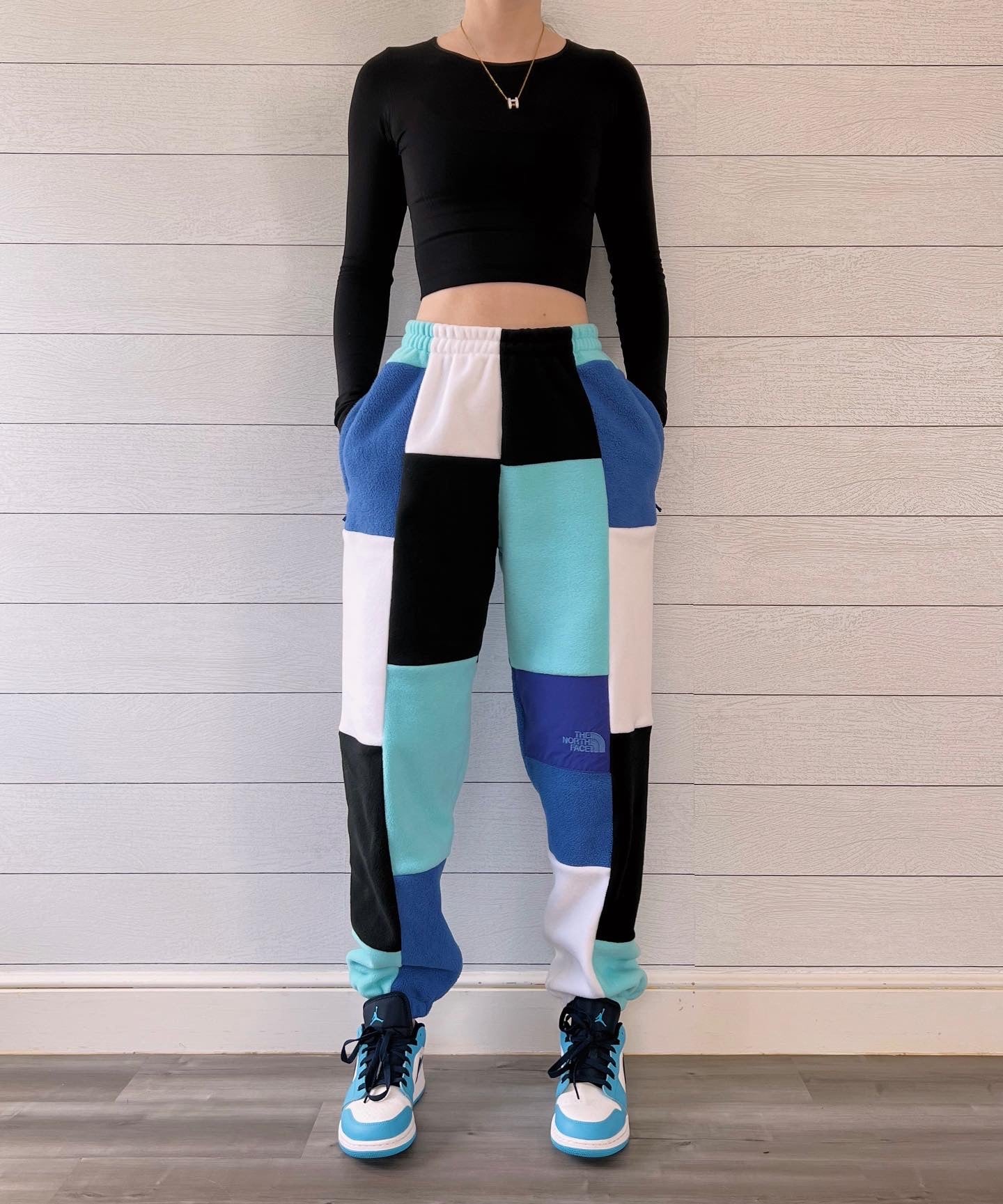 (S/M) Glacier Blue 1/1 Joggers +zipper pockets