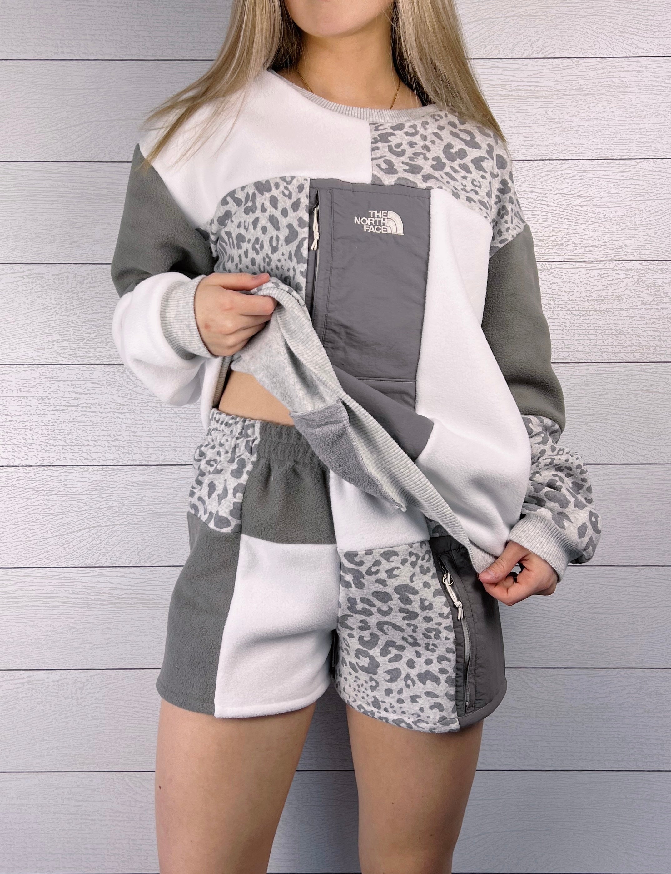 (S/M) Snow Leopard 1/1 Shorts