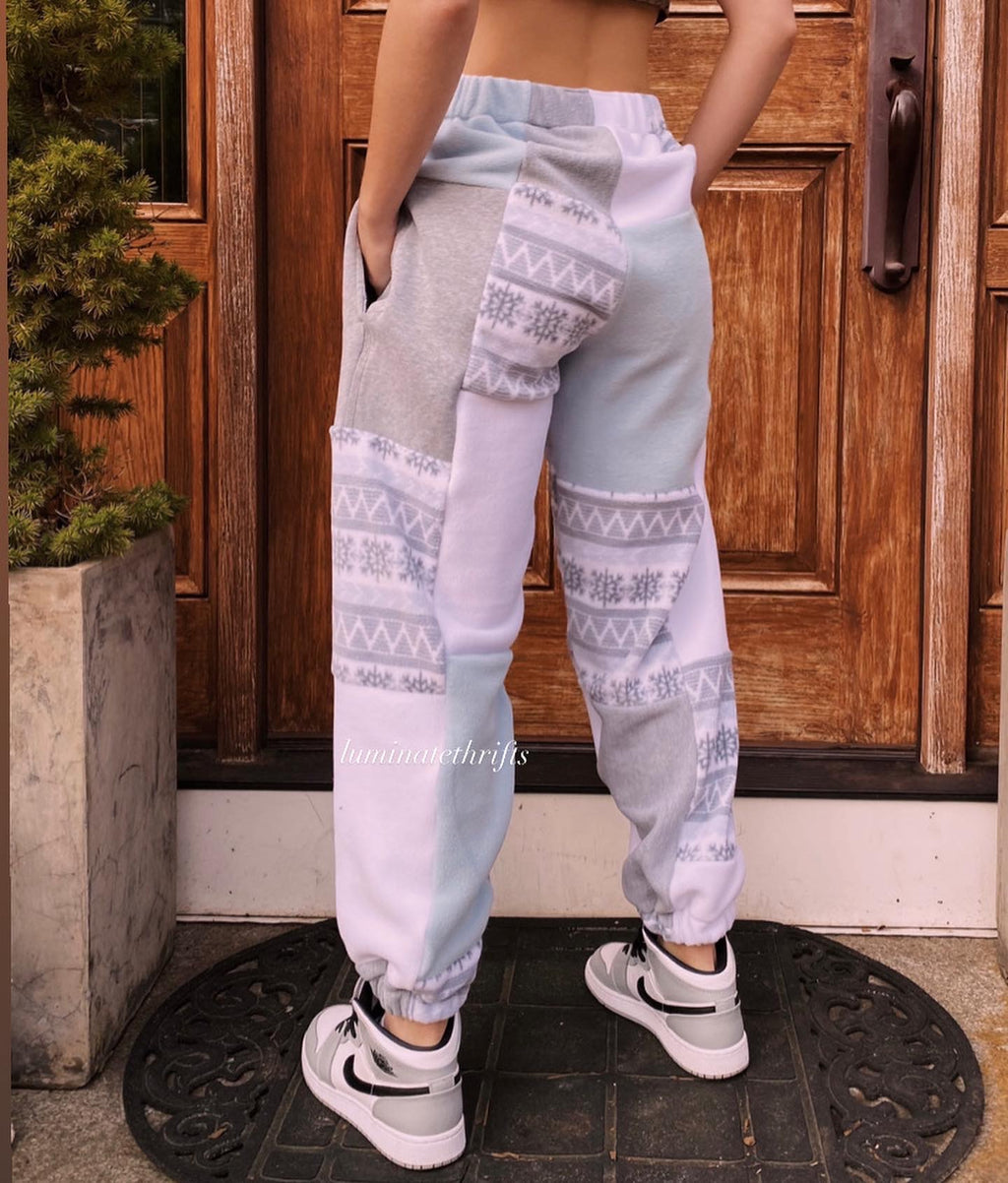 (S/M) Snowflake Reworked Joggers *+pockets*