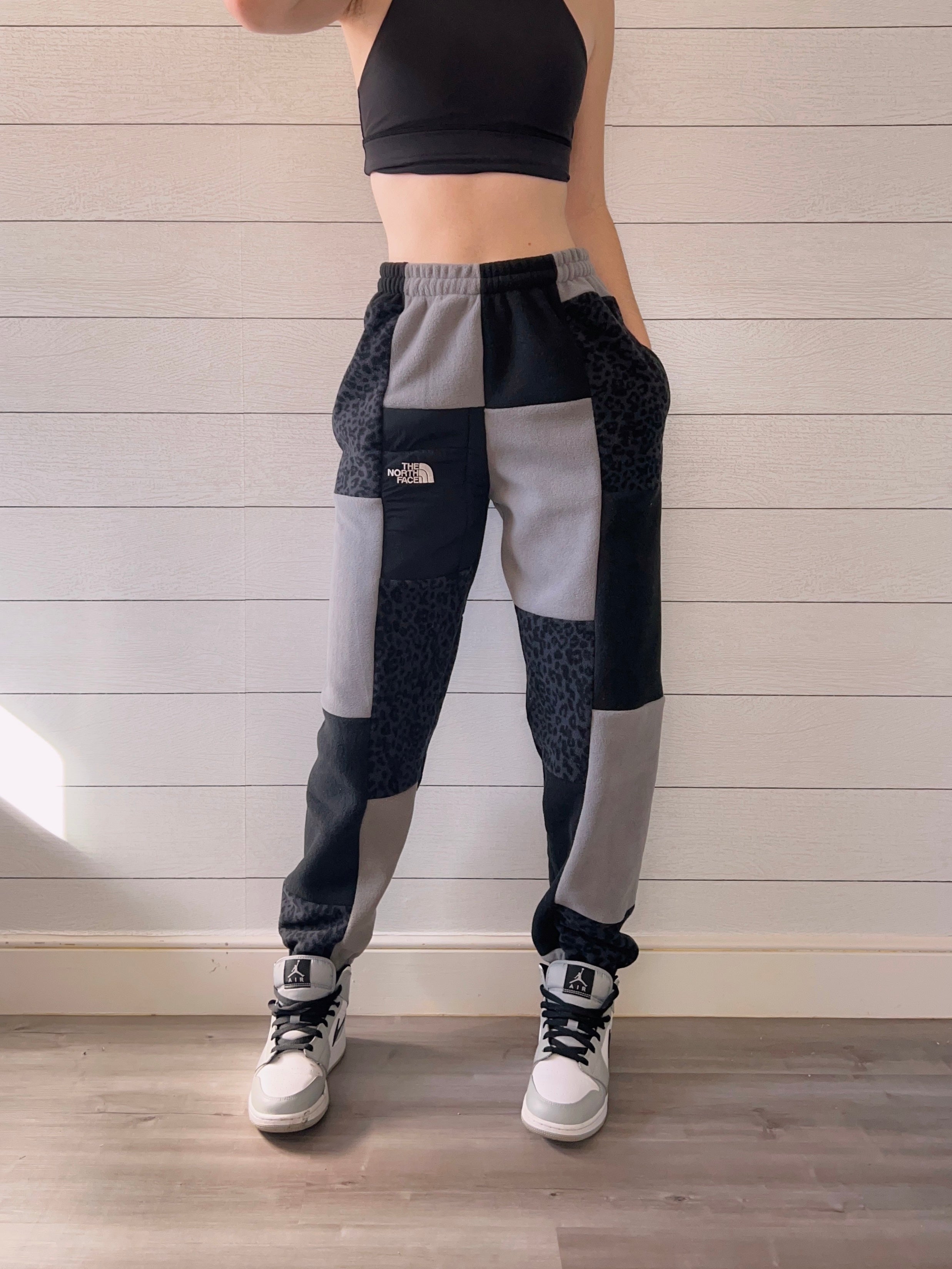 (XS/S) Diamond Leopard 1/1 Joggers +pockets