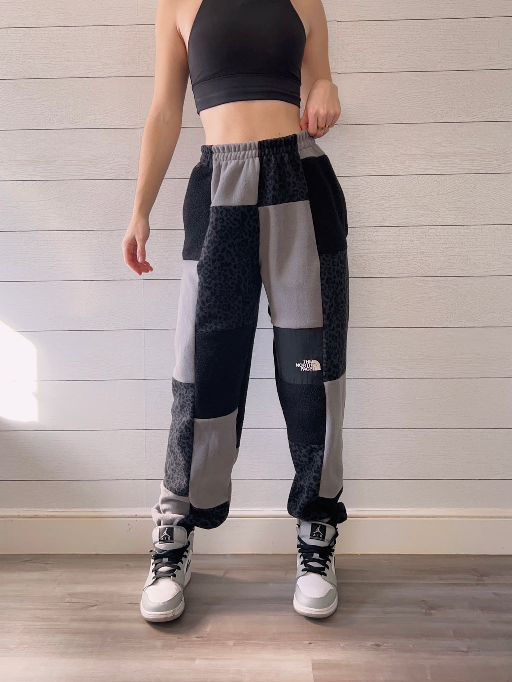 (S/M) Diamond Leopard 1/1 Joggers