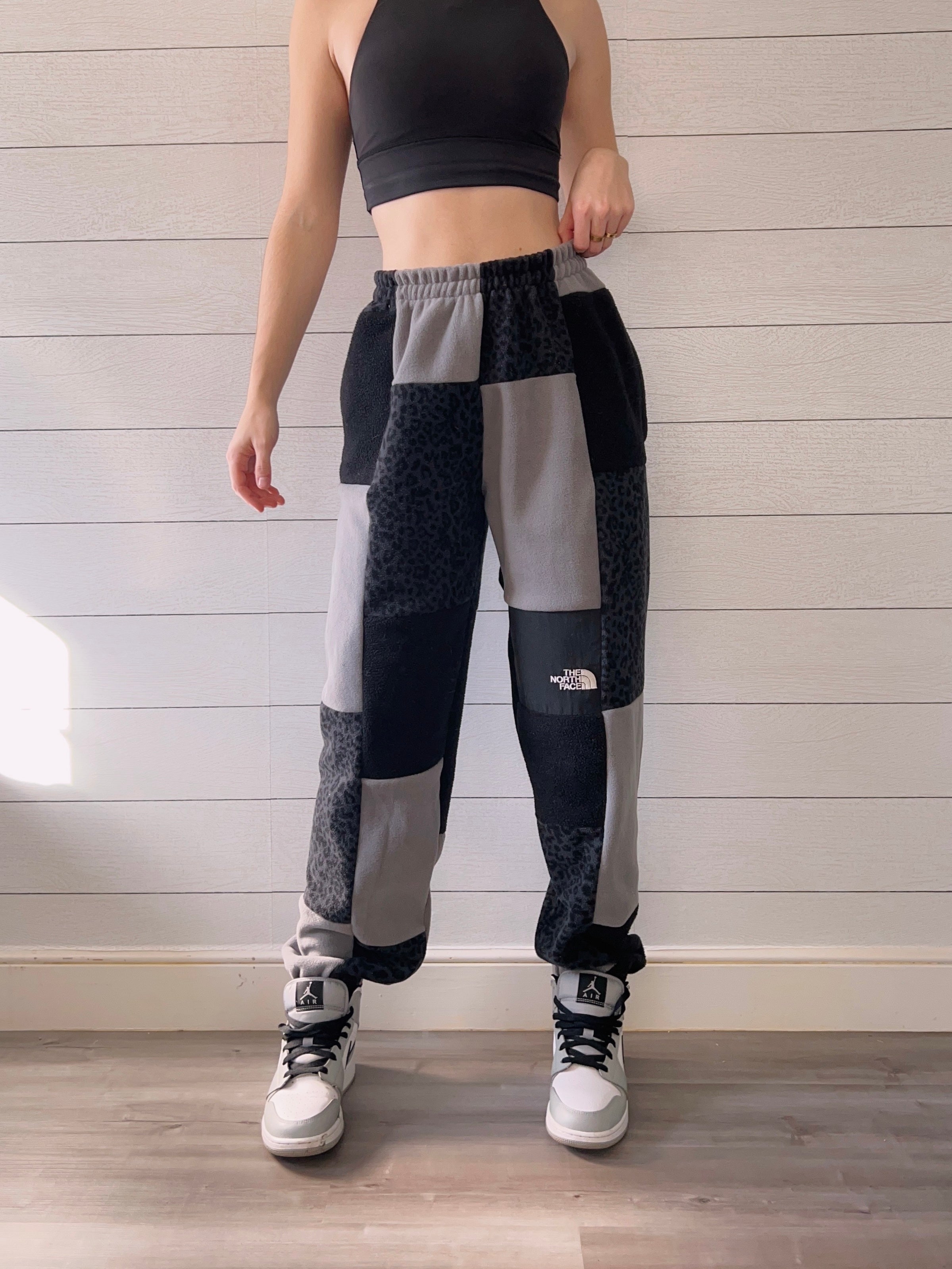 (S/M) Diamond Leopard 1/1 Joggers