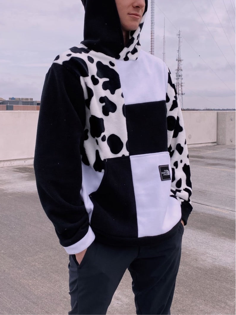 (M/L) Oversized Full Length Cow Hoodie